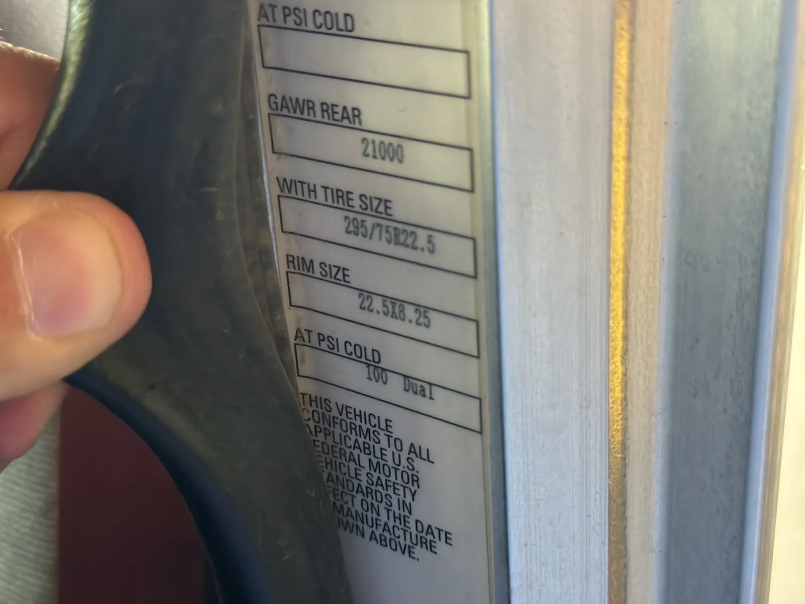 2015 Peterbilt PB348 2-Axle Automatic Tractor Trailer, photo 18 of 22