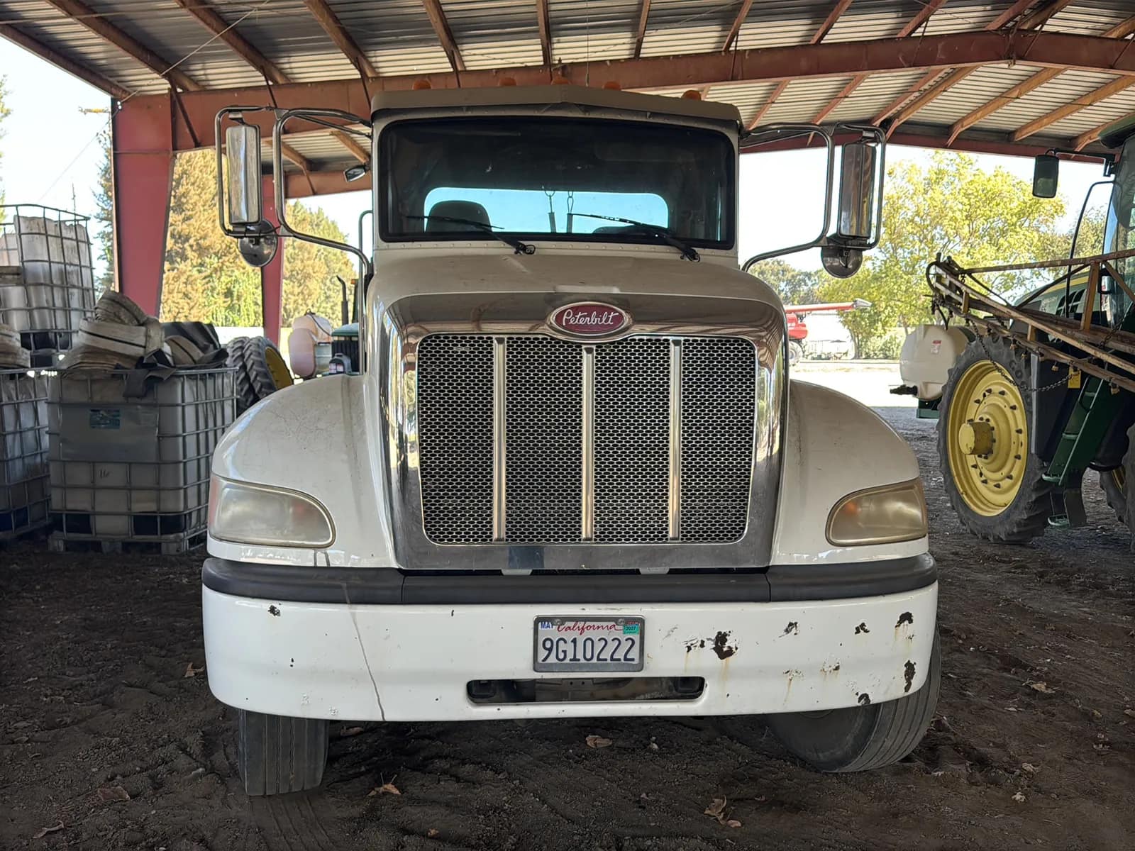 2015 Peterbilt PB348 2-Axle Automatic Tractor Trailer, photo 5 of 22