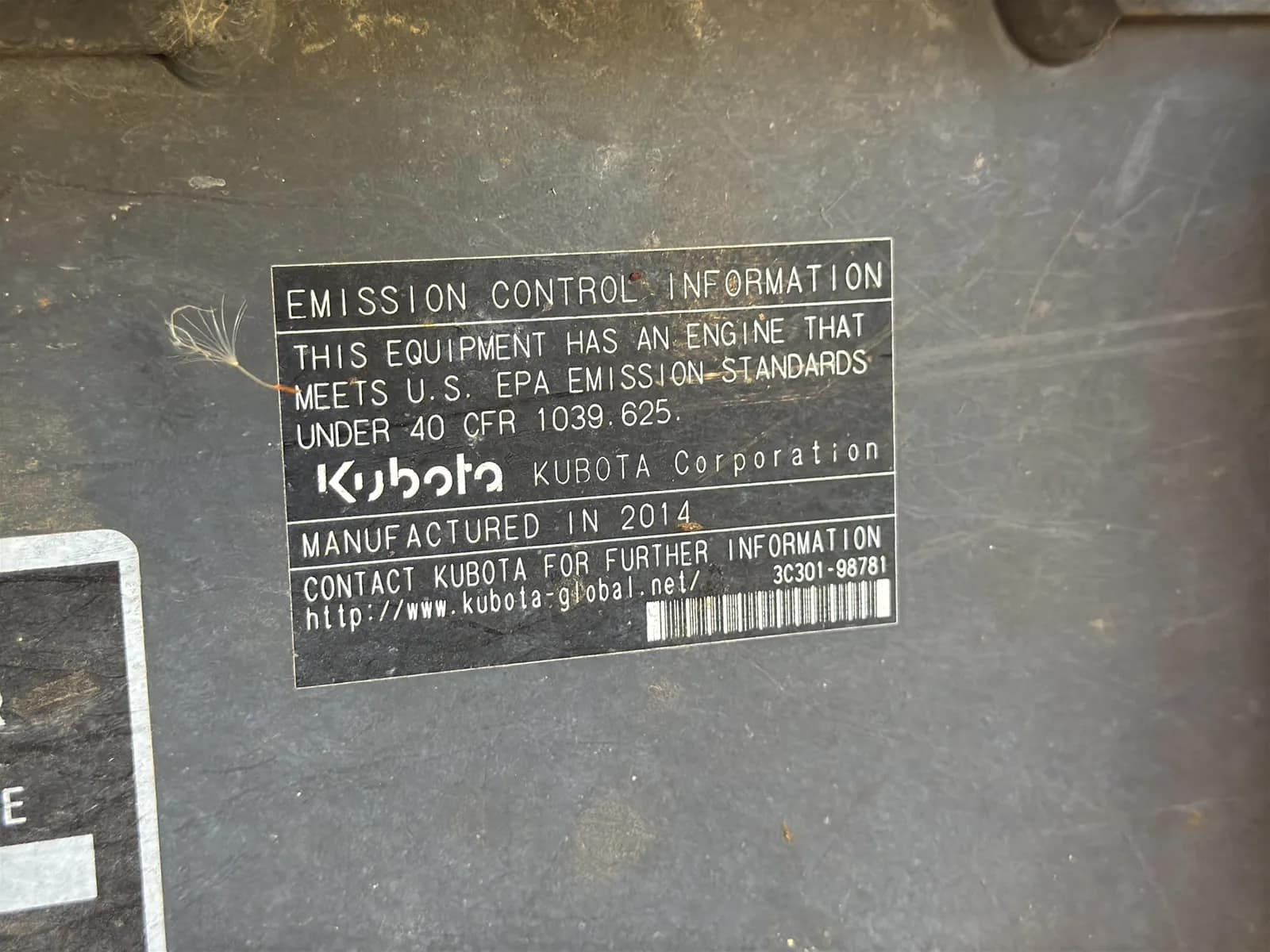 Kubota M7040SUF Tractor, photo 4 of 9