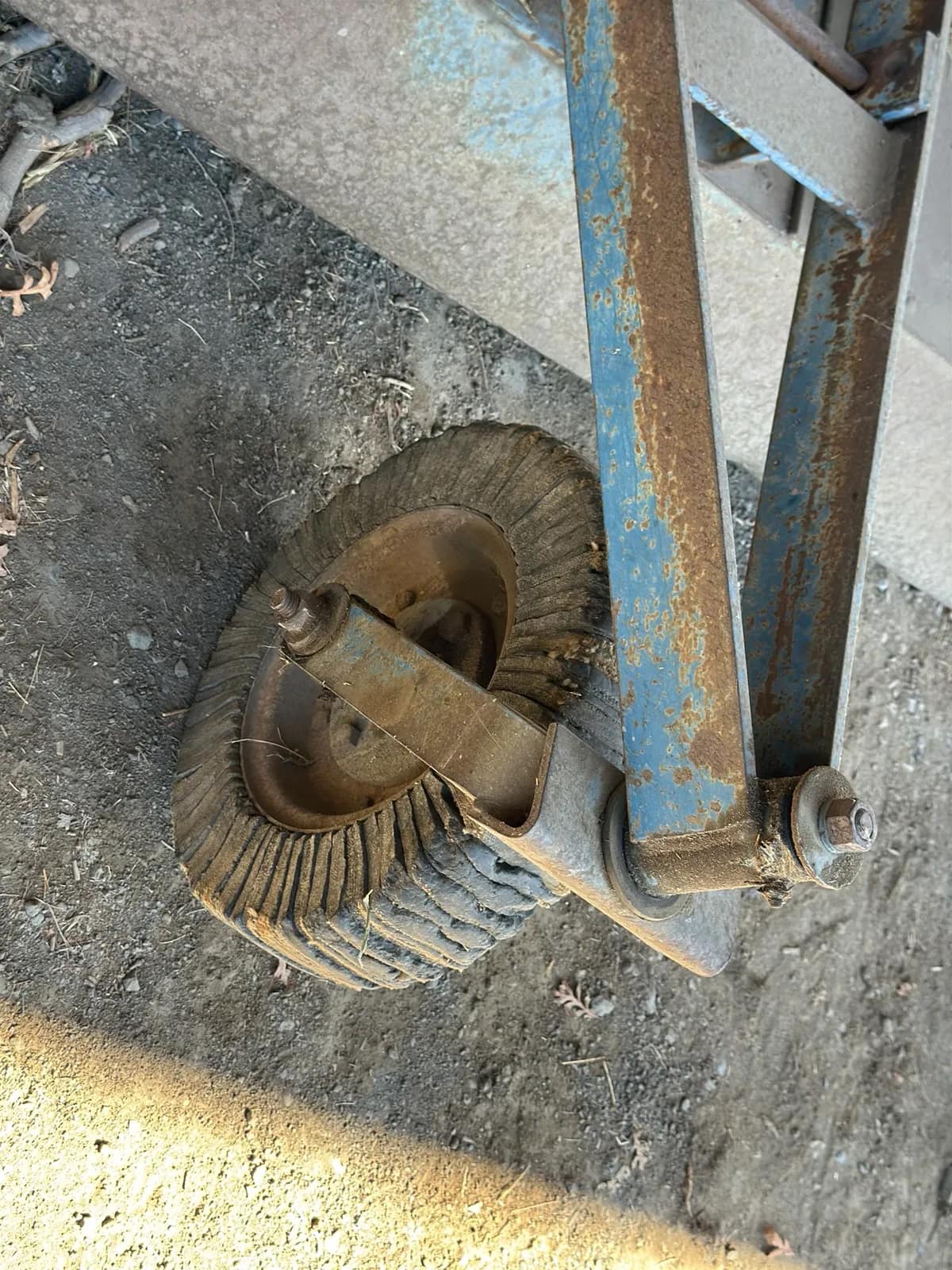 5’ Mower, photo 8 of 9