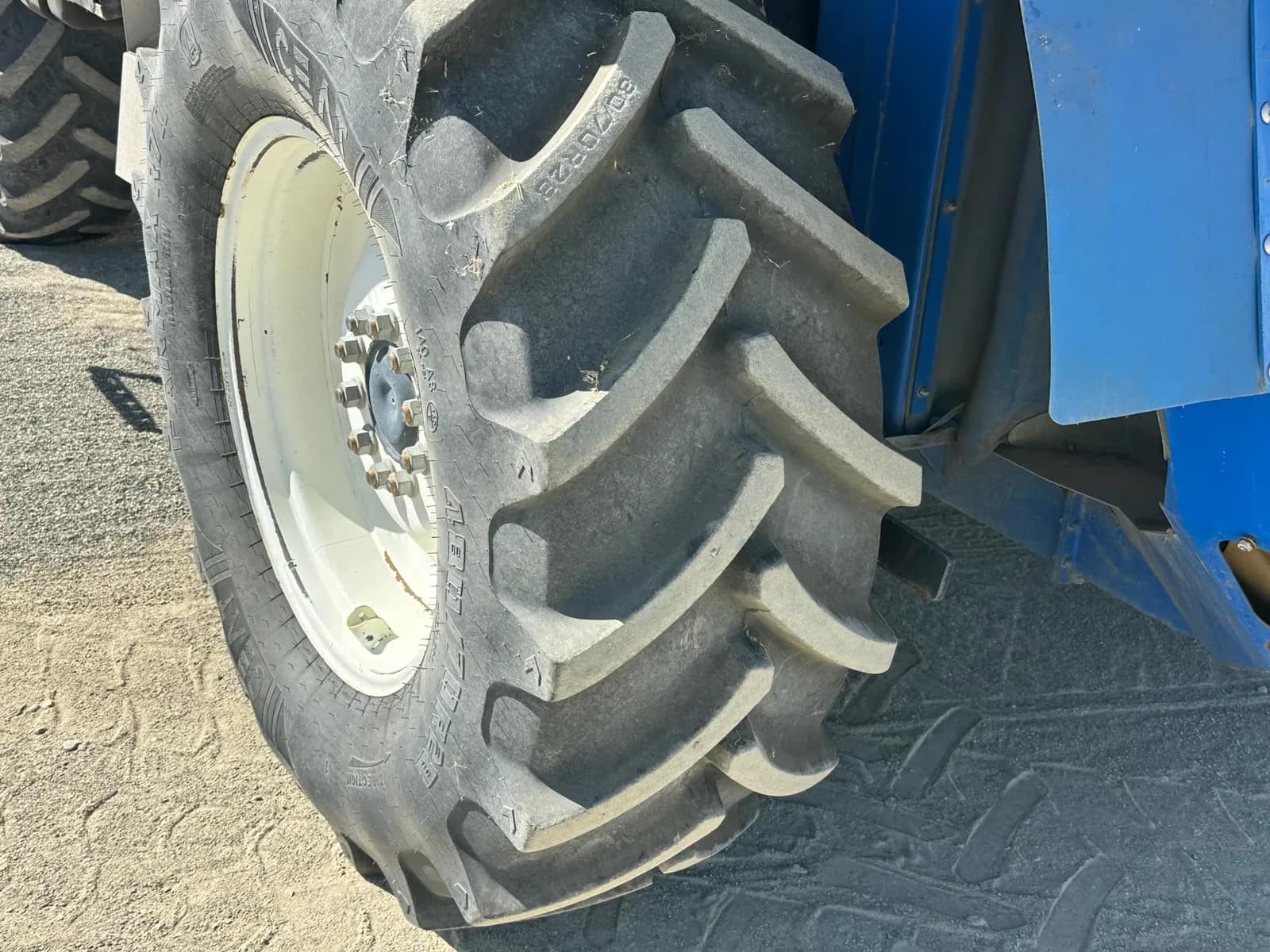 2010 New Holland VX7090 Grape Harvesting Machine, photo 74 of 78