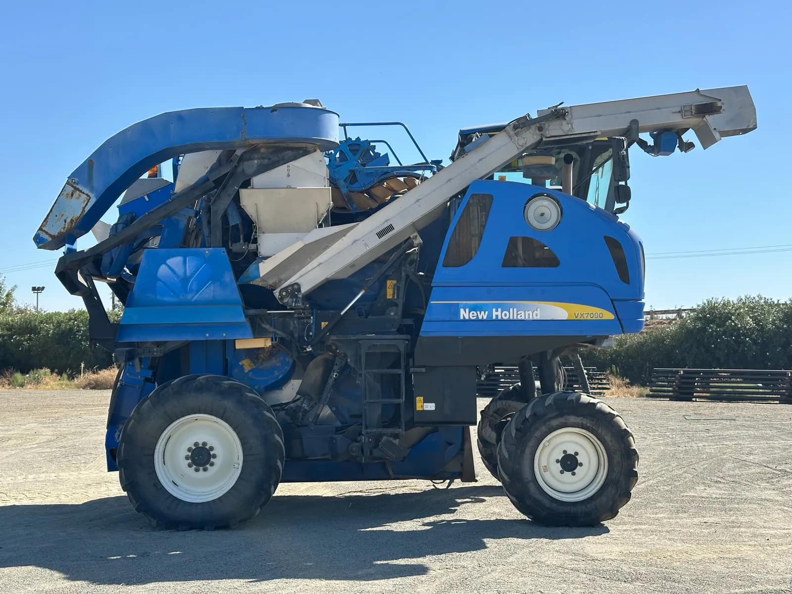 2010 New Holland VX7090 Grape Harvesting Machine, left side view