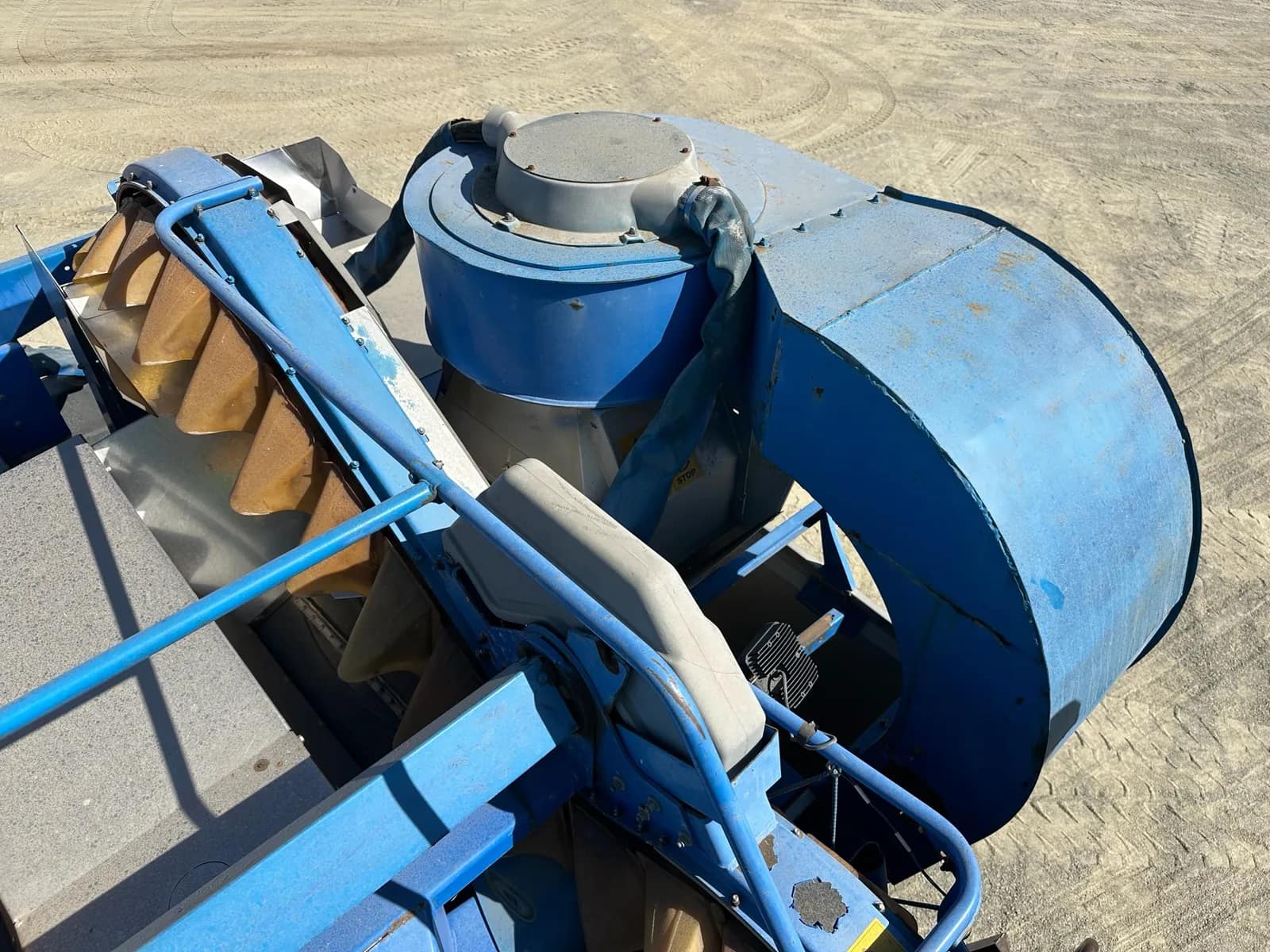 2010 New Holland VX7090 Grape Harvesting Machine, photo 42 of 78