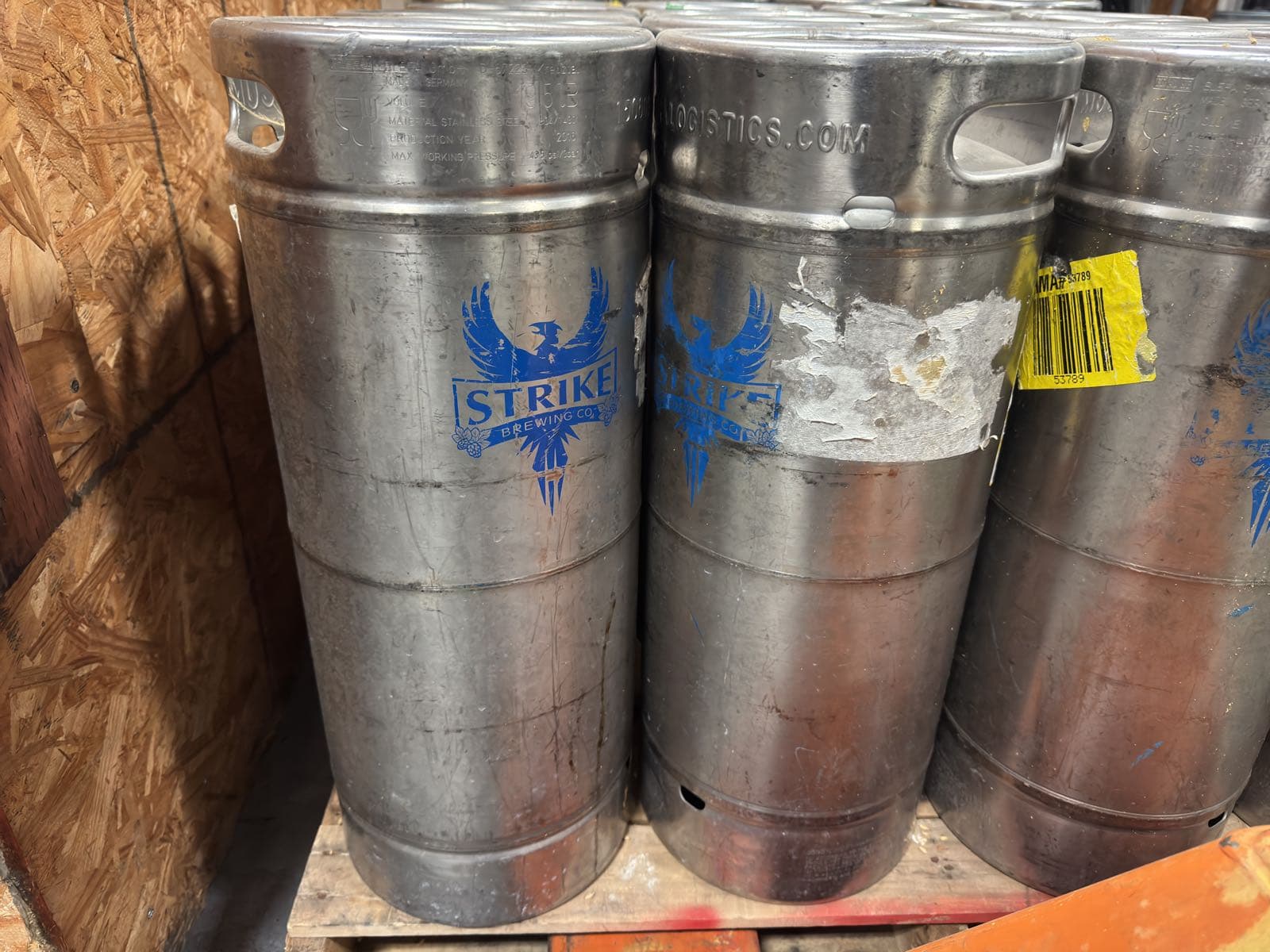 2-516-gallon-kegs-mk796bsx