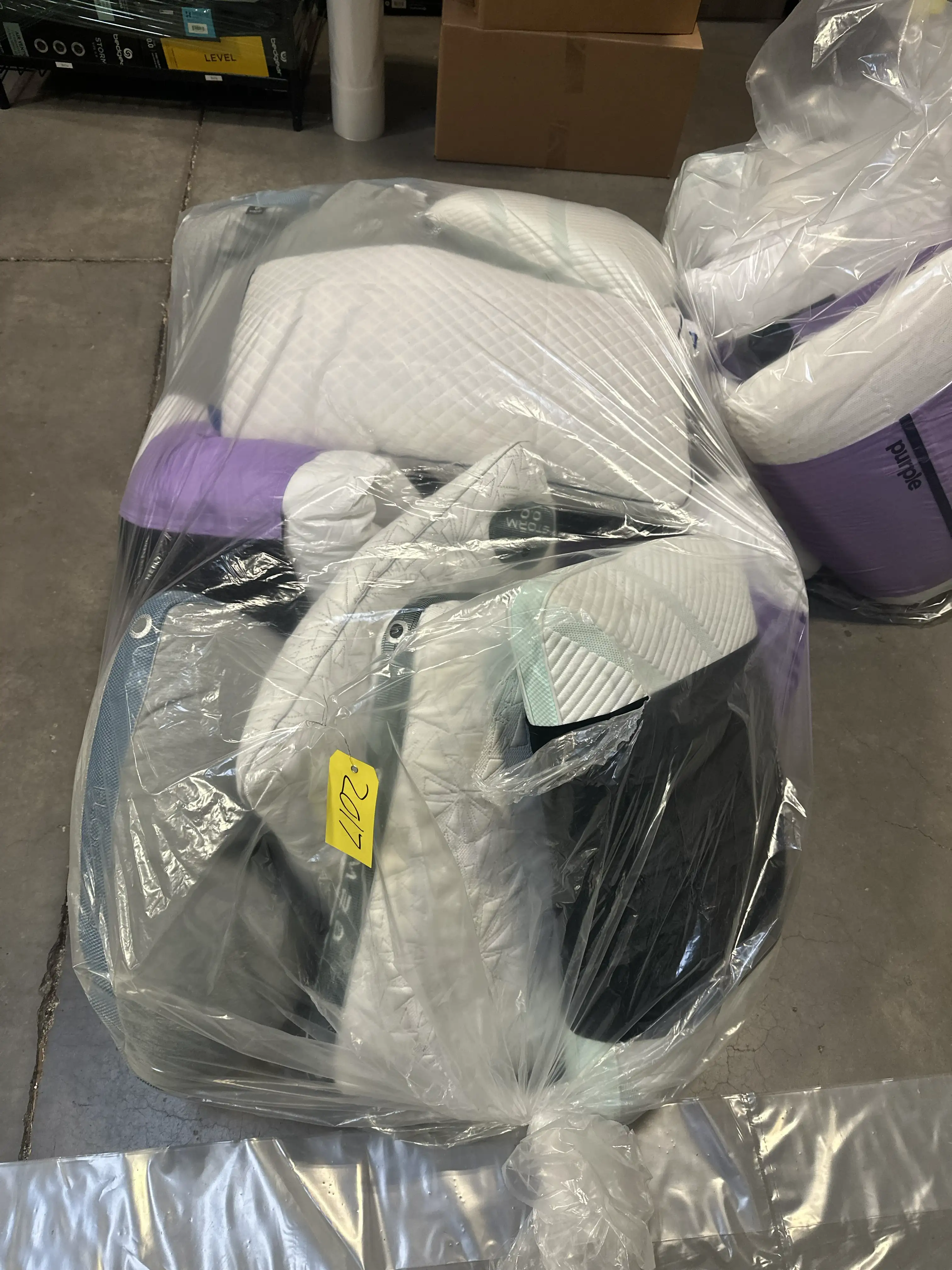 bag-of-assorted-pillows-mk5rtpjo