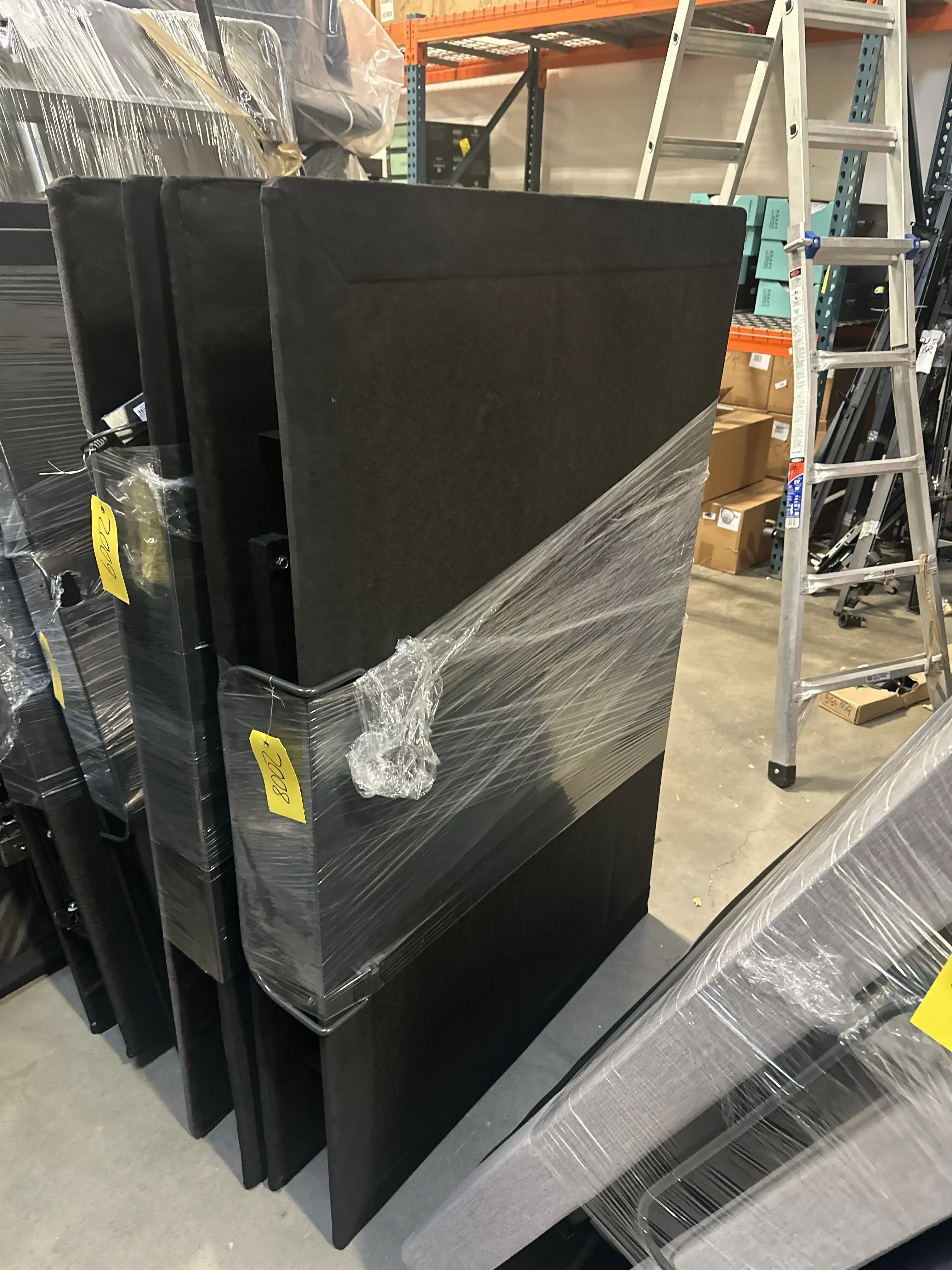 malouf-e255-adjustable-bed-base-queen-no-legs-wall-plug-or-remote-mk5s1tdw