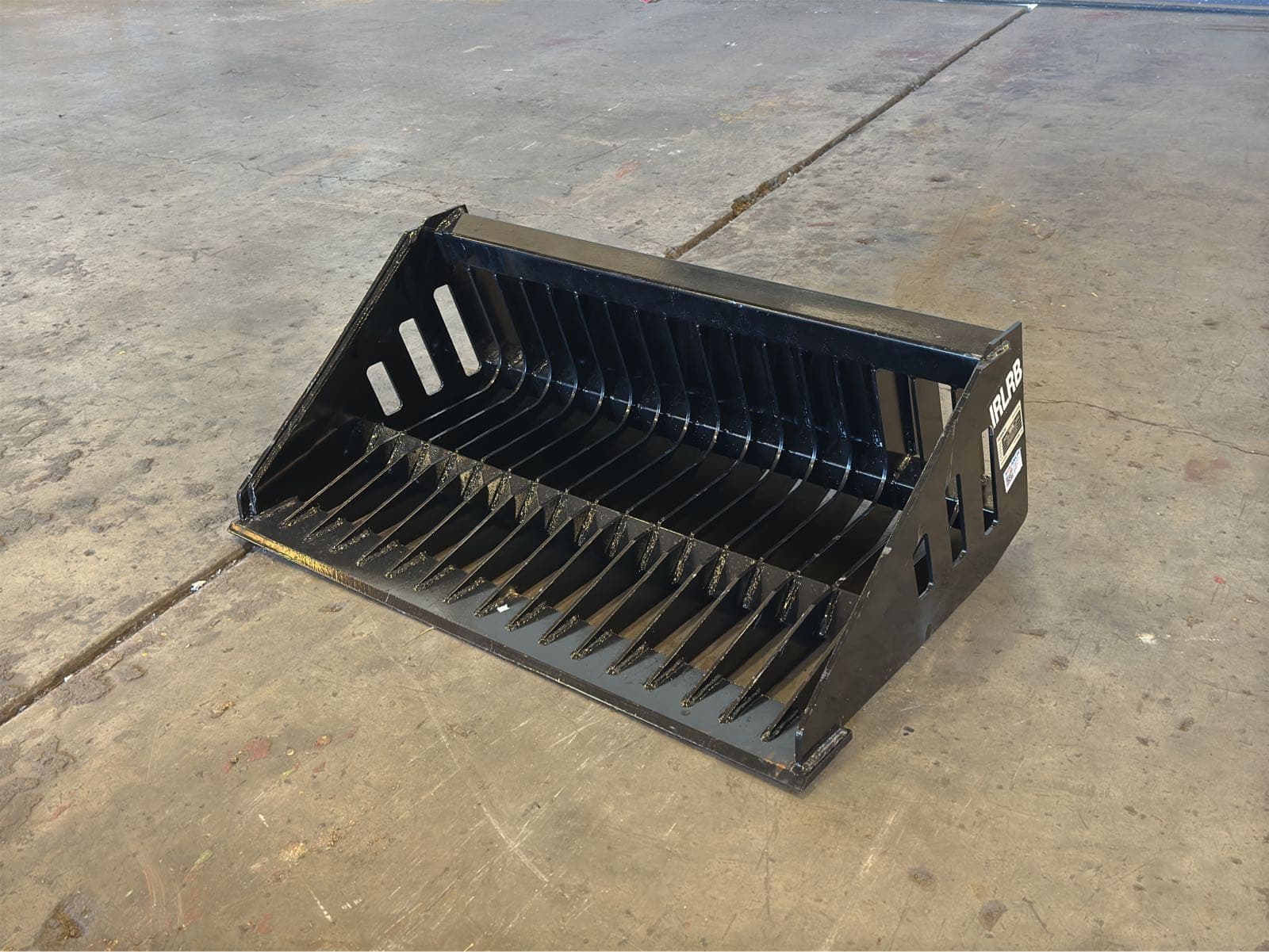 2025-iranch-irlb-rock-bucket-attachment-for-mini-skid-steer-unused-mk63i288