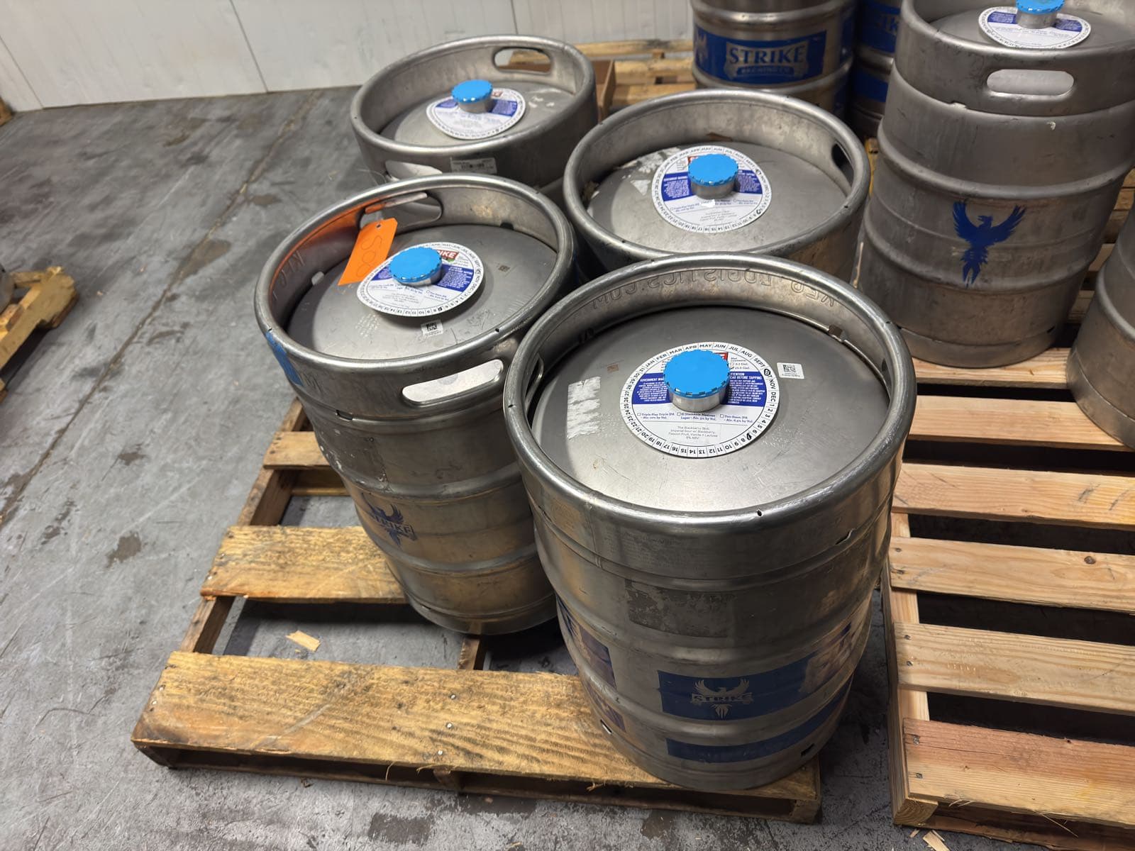 4-155-gallon-kegs-with-contents-mkebcs79