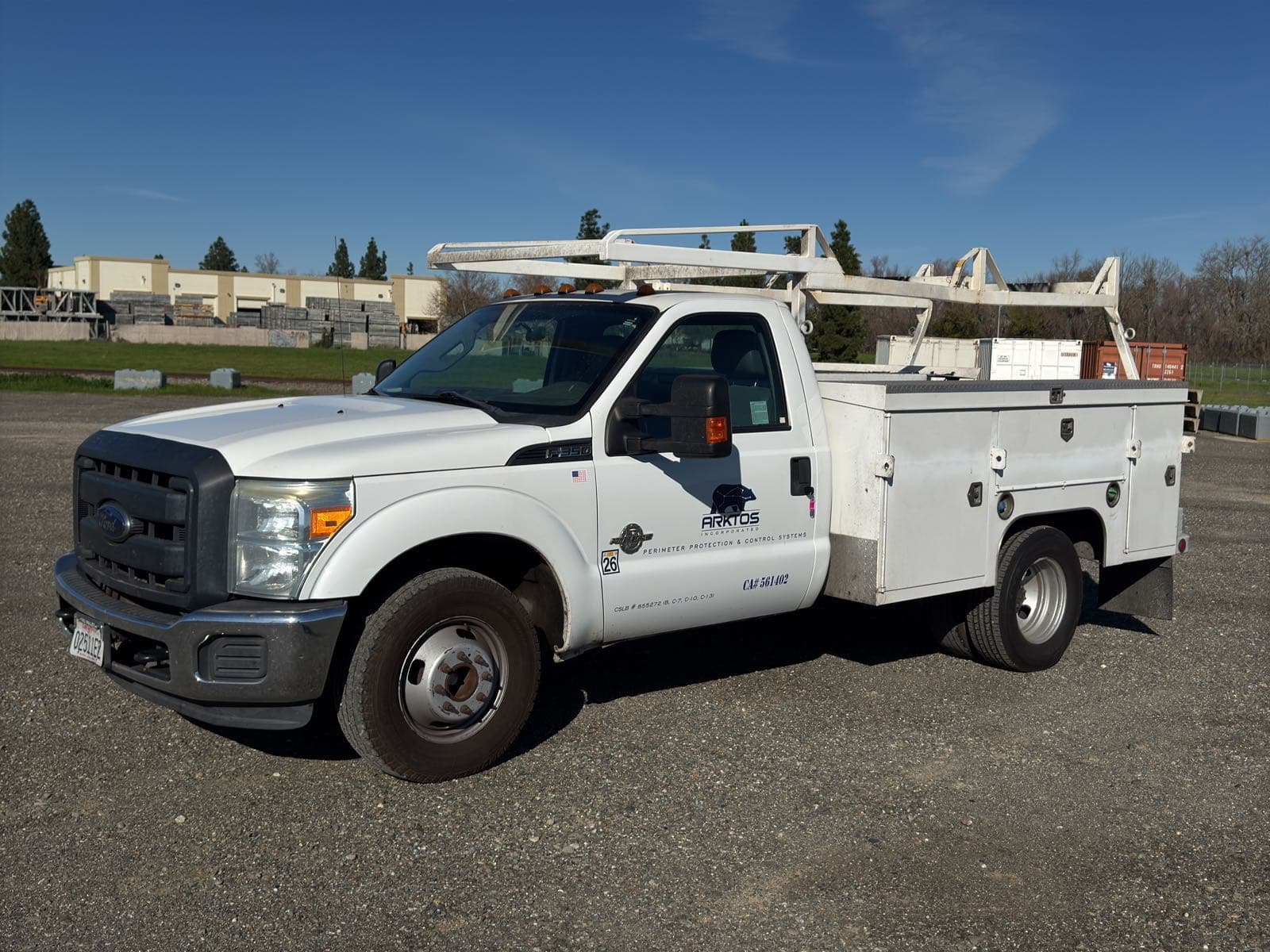 2016-ford-f-350-super-duty-utility-truck-67394e