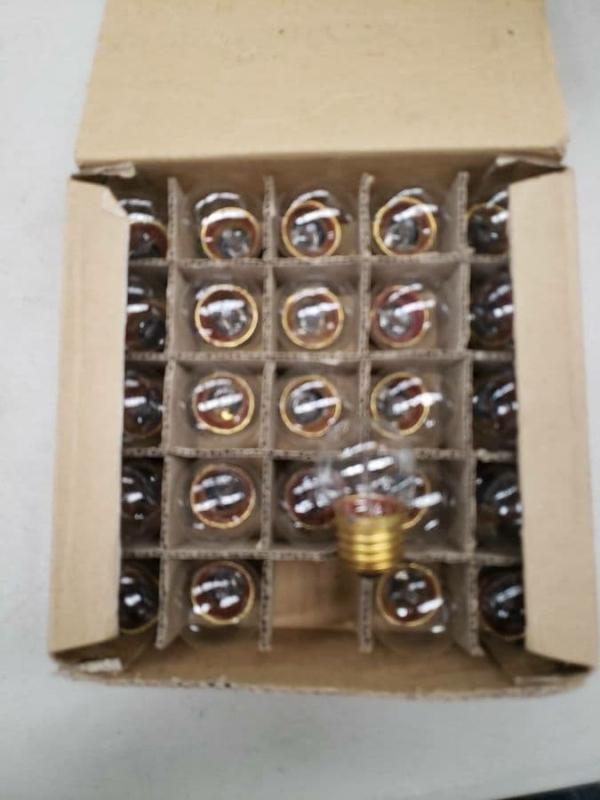 22-5-watt-bulbs-573273
