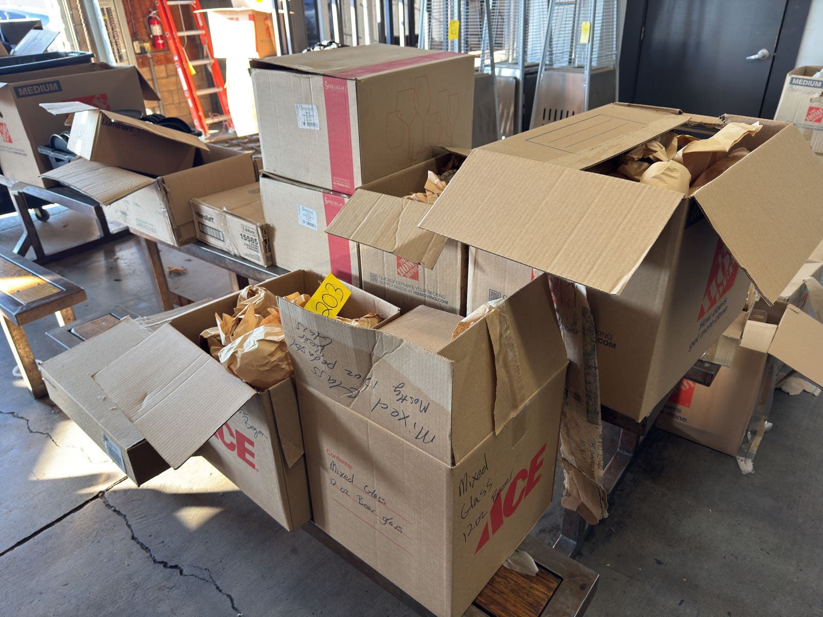 10-boxes-of-assorted-glassware-cups-9e252d