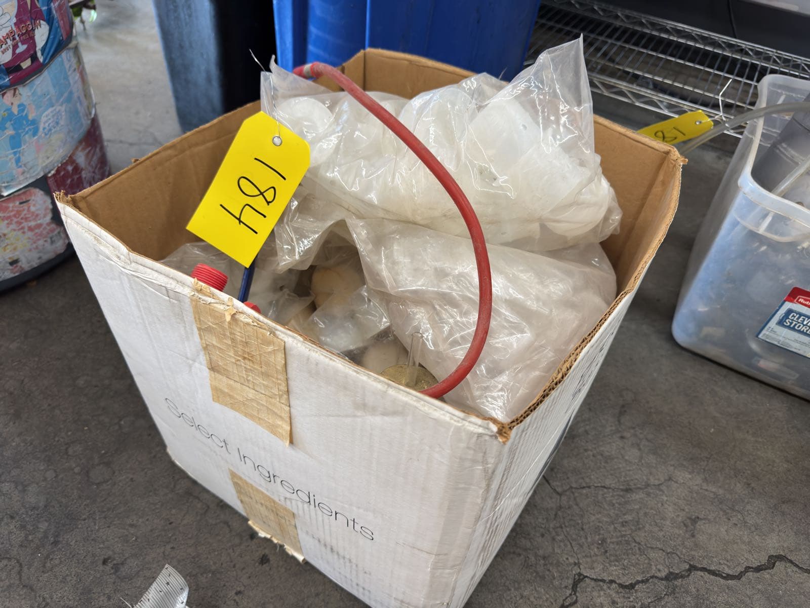 contents-of-box-bungs-attachment-and-more-3e5890