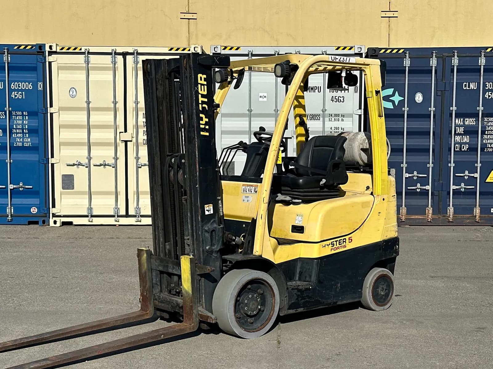 hyster-s50ft-4500lb-capacity-propane-forklift-mn3k0brk