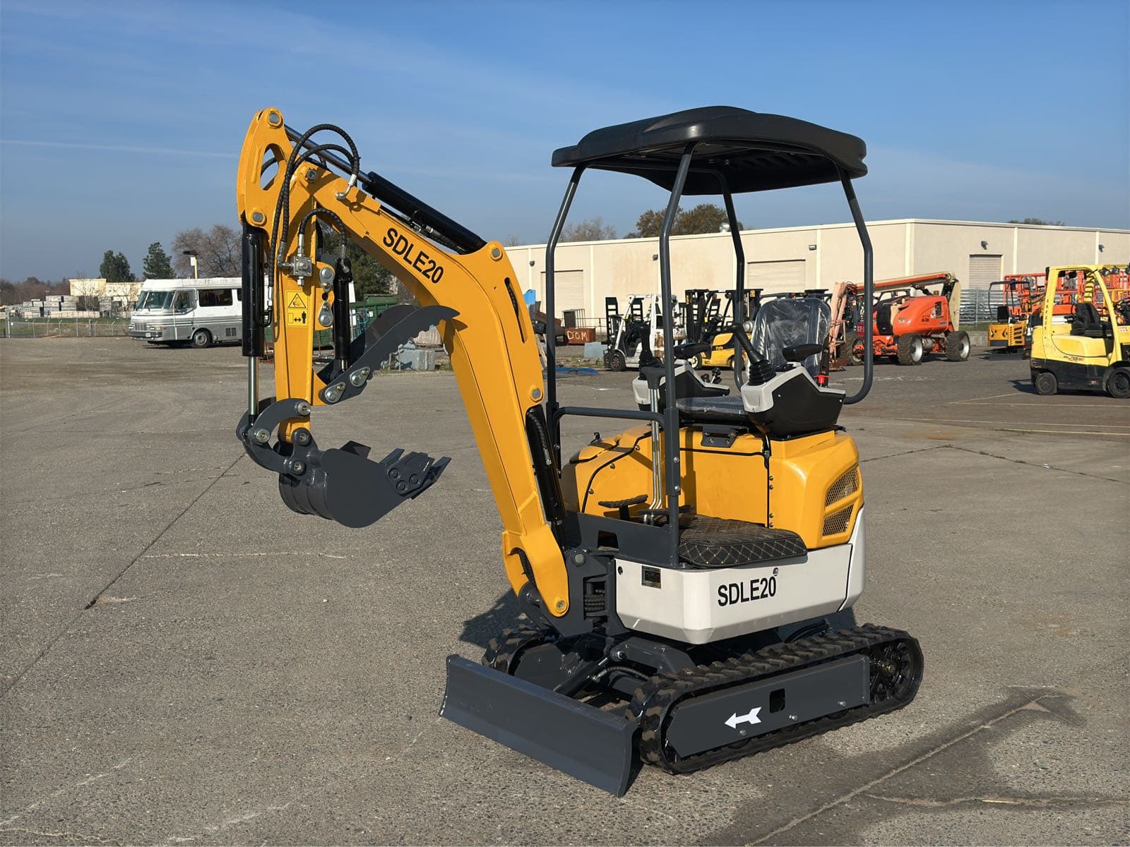2025-sdlanch-sdle20-compact-mini-excavator-with-yanmar-diesel-engine-unused-mm00h3zh