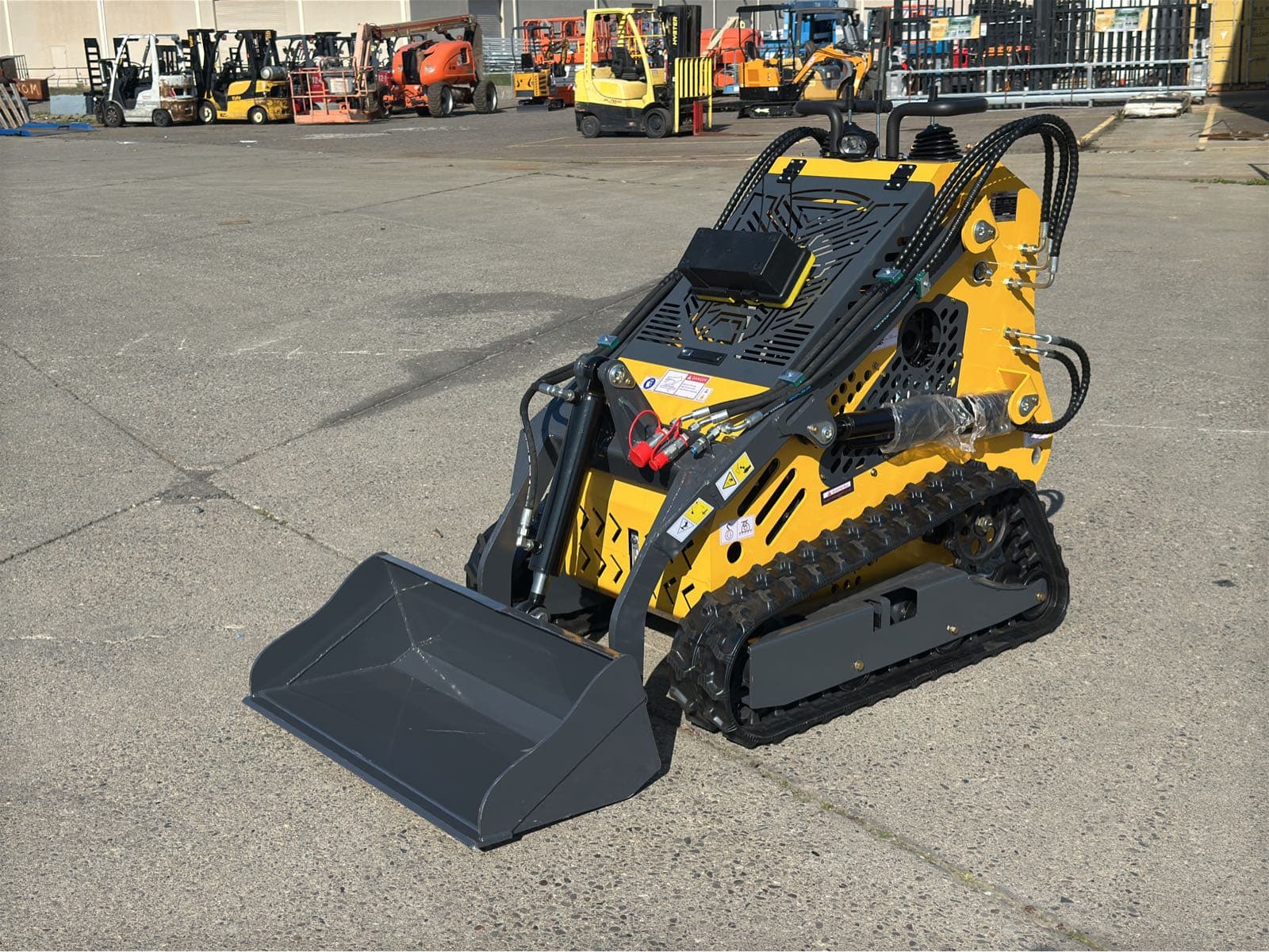 2025-sdlanch-sdll60-compact-skid-steer-loader-unused-mkywuonn