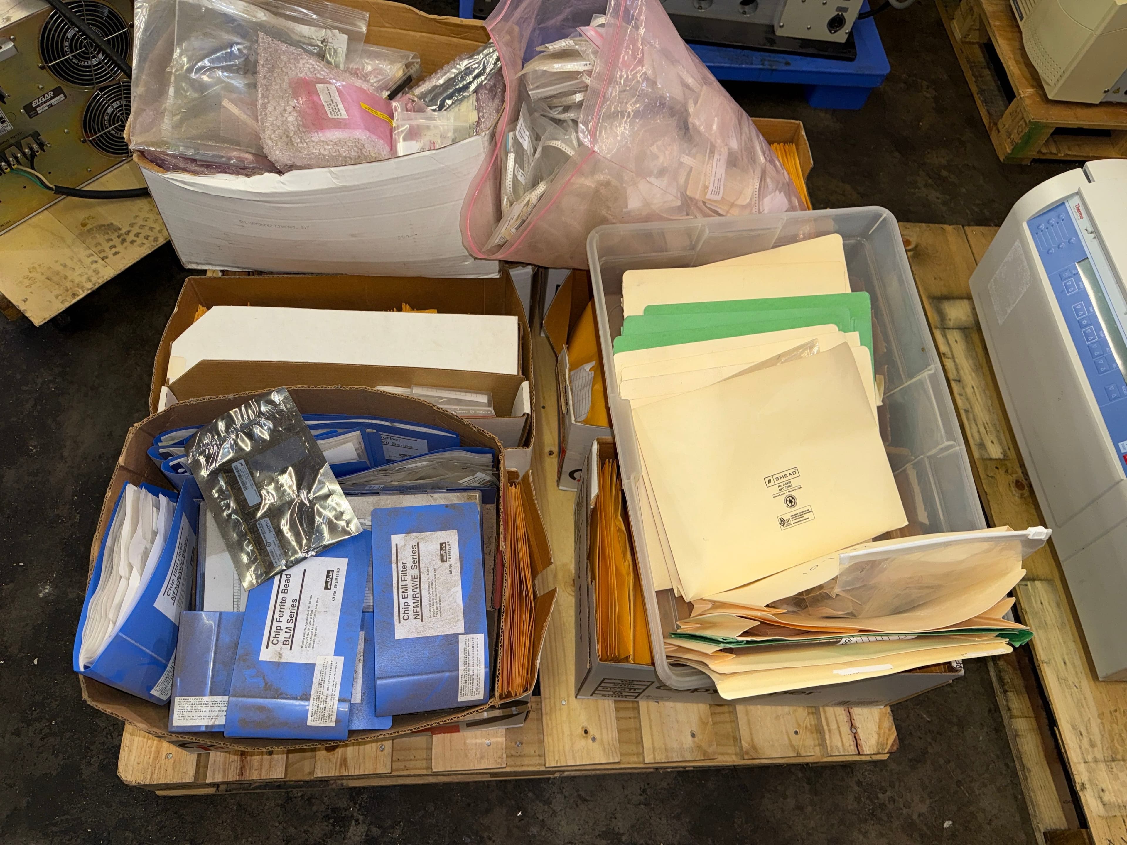 thousands-of-new-surface-mount-components-caps-inductors-resistors-35baa1