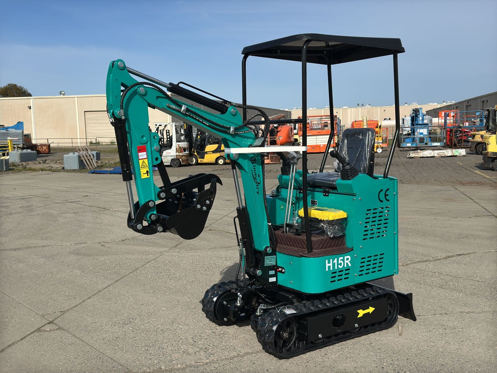 2025-cfg-industrial-h15r-mini-excavator-unused-ml43sh2n