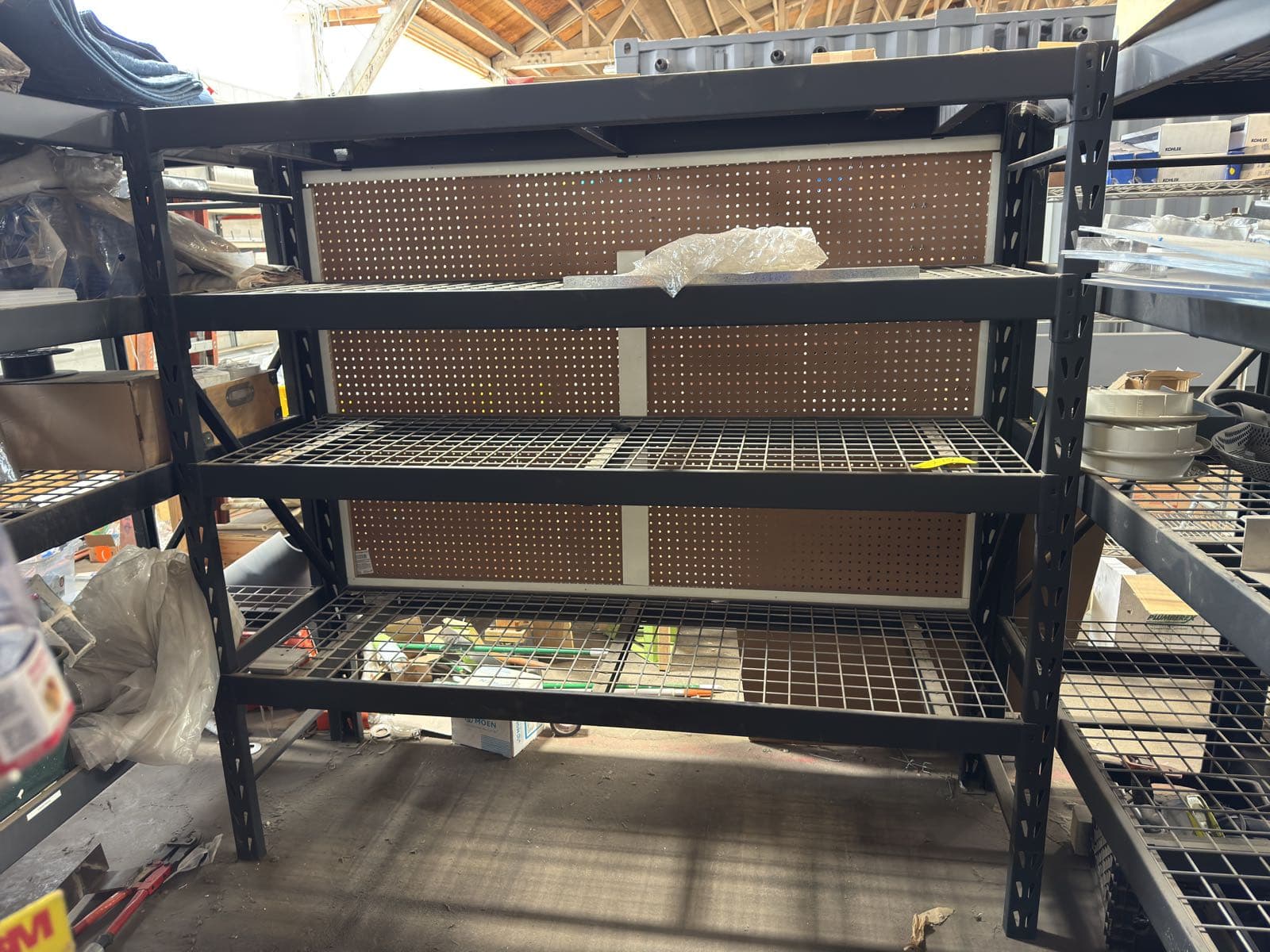 metal-rack-contents-not-included-7b2185