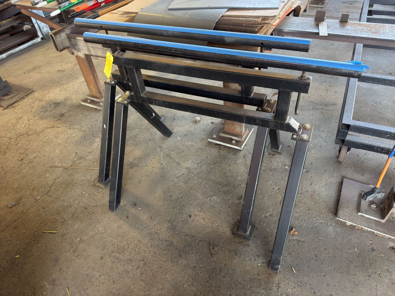 2-steel-saw-horses-c0e2bd