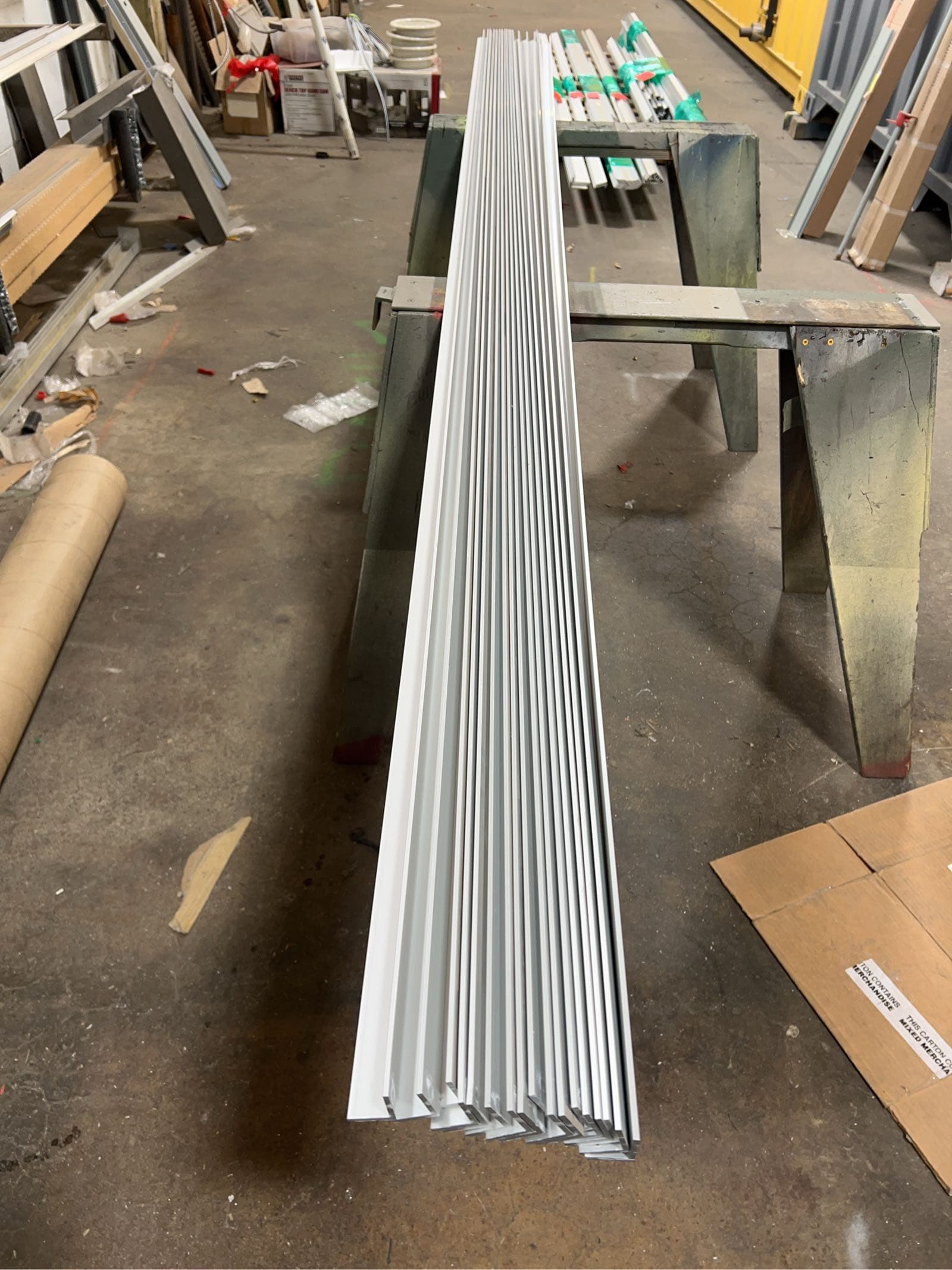 17-aluminum-extrusion-1-x1-x1-8-d1760d