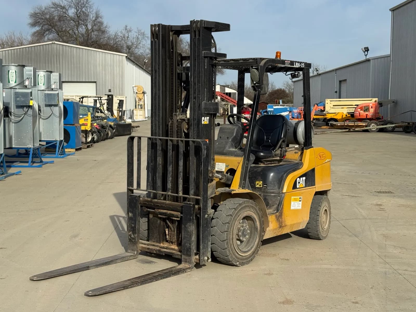 cat-gp30n-4600-lb-capacity-propane-forklift-fc27aa