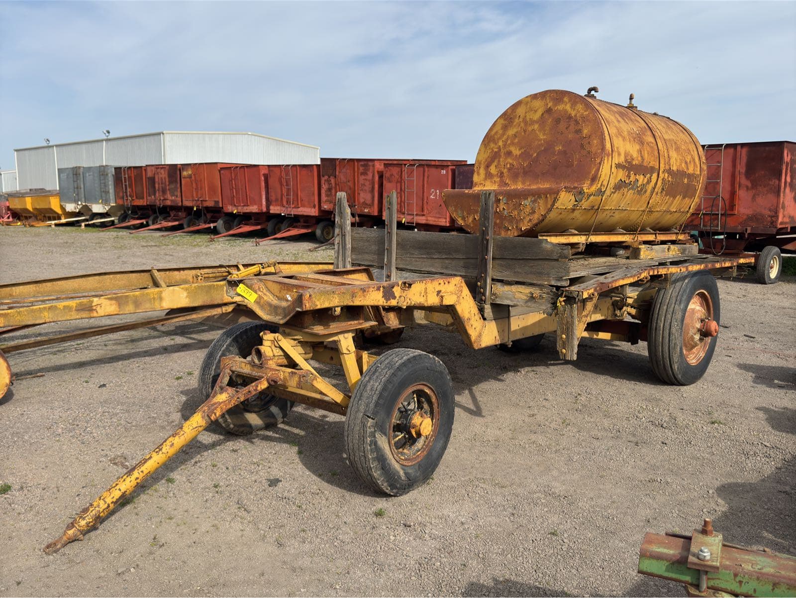 diesel-tank-trailer-mle8nxbx