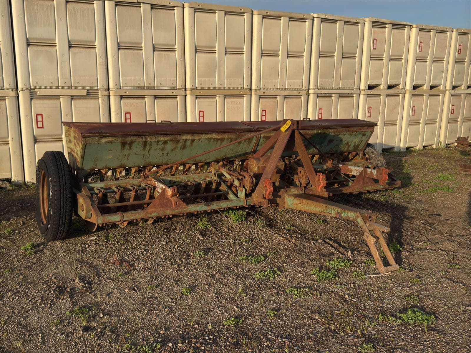 john-deere-12-grain-drill-mld9gg8u