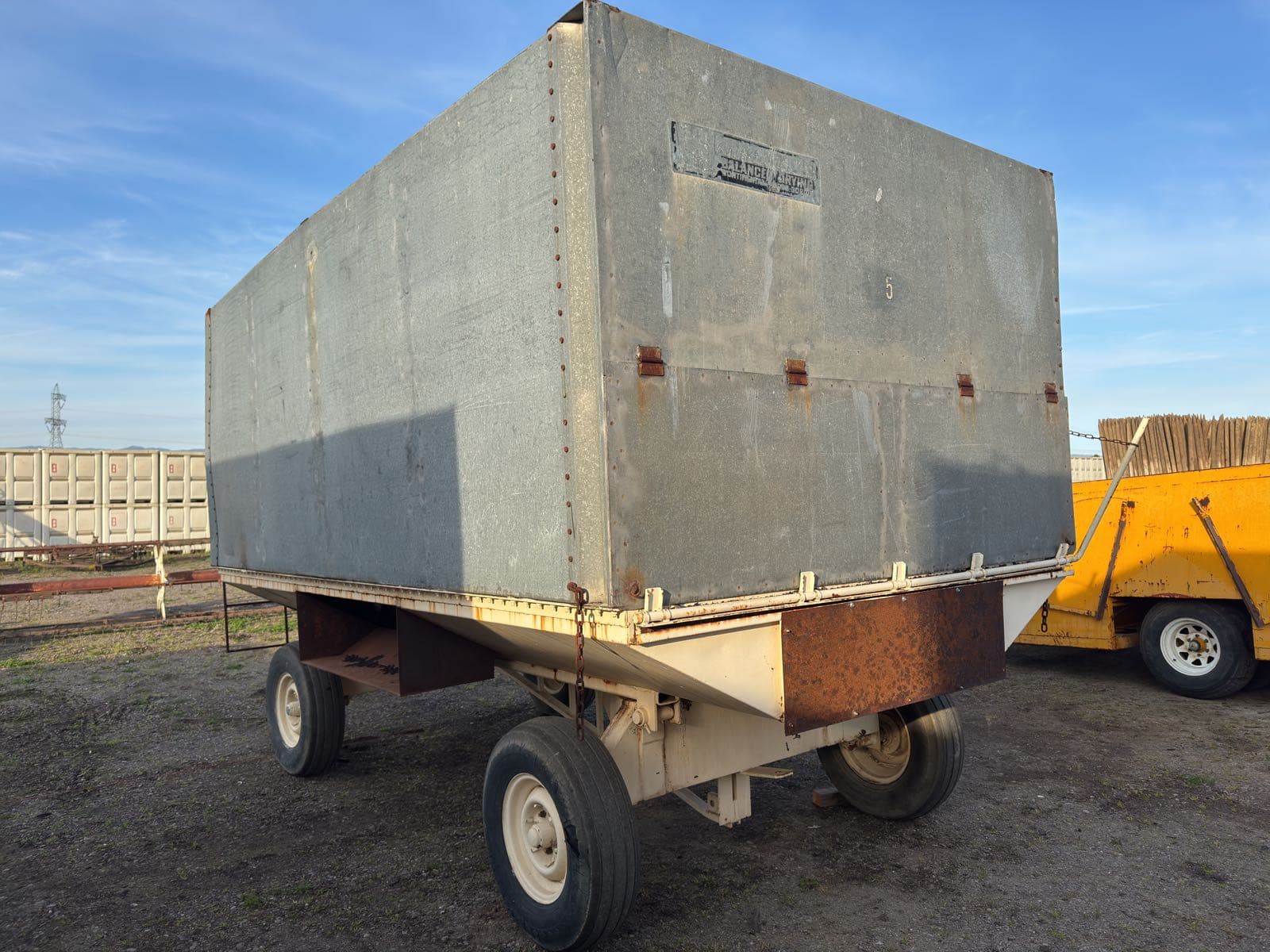 balanced-drying-continental-moss-gordin-walnut-drying-trailer-2c8ff2