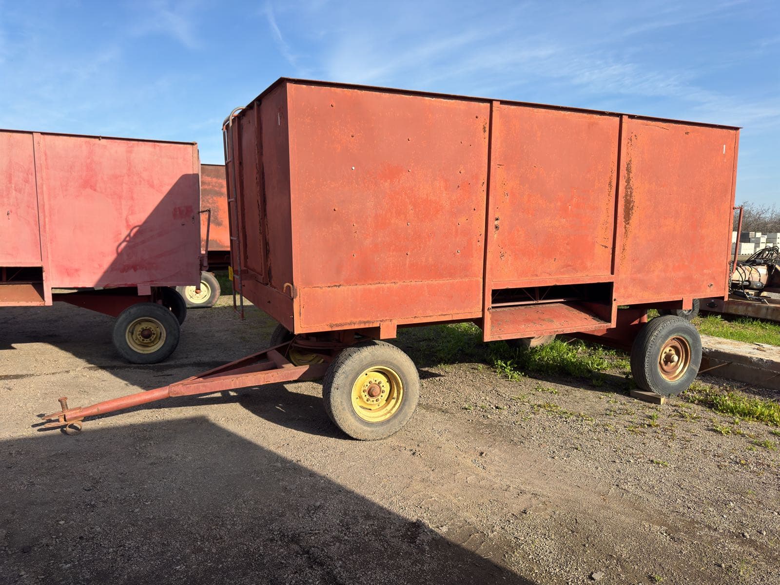 peerless-all-crop-dryer-walnut-drying-trailer-7b1268