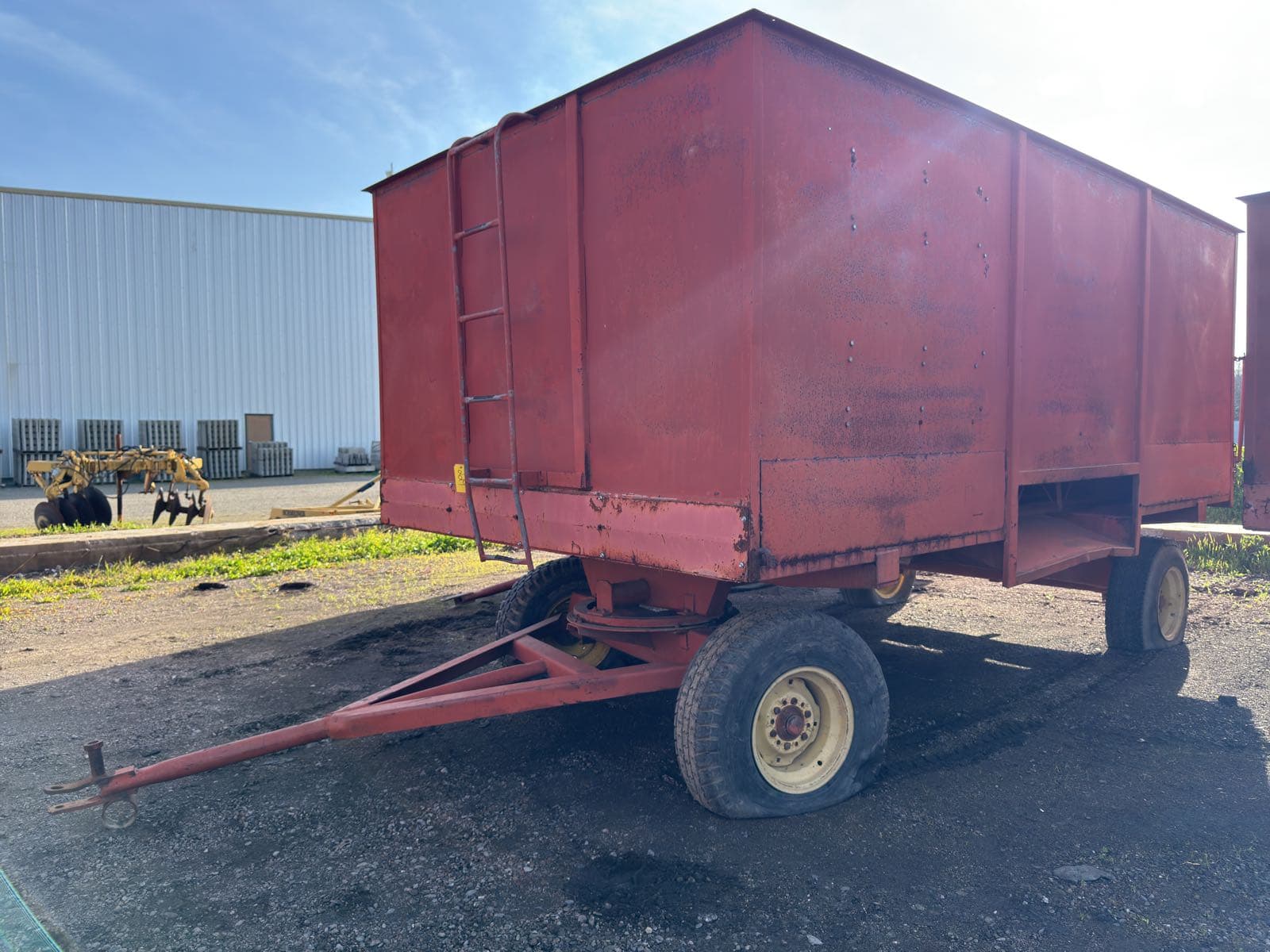 peerless-all-crop-dryer-walnut-drying-trailer-e55115