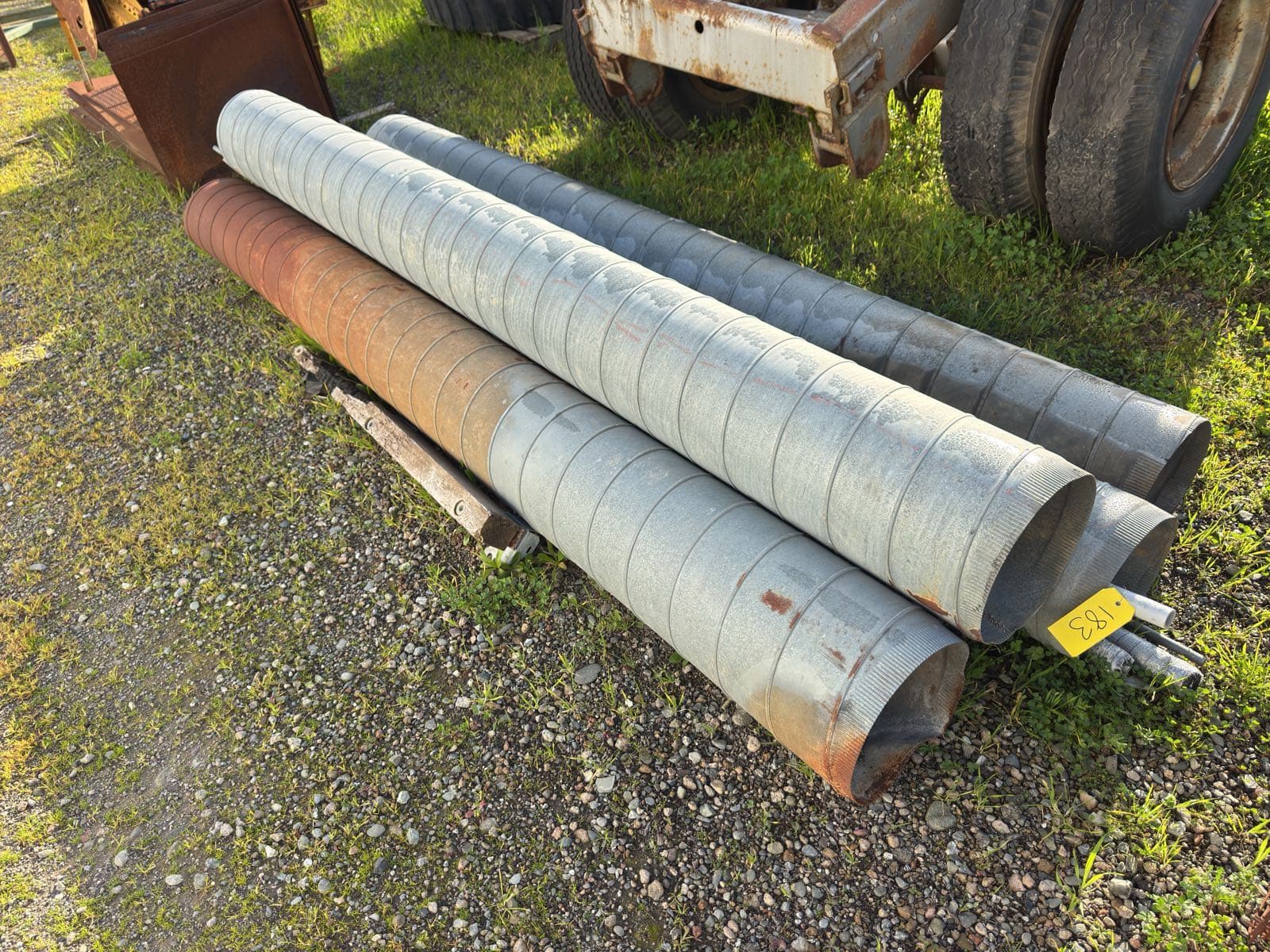 4-aluminum-pipes-and-tube-stock-b865ae