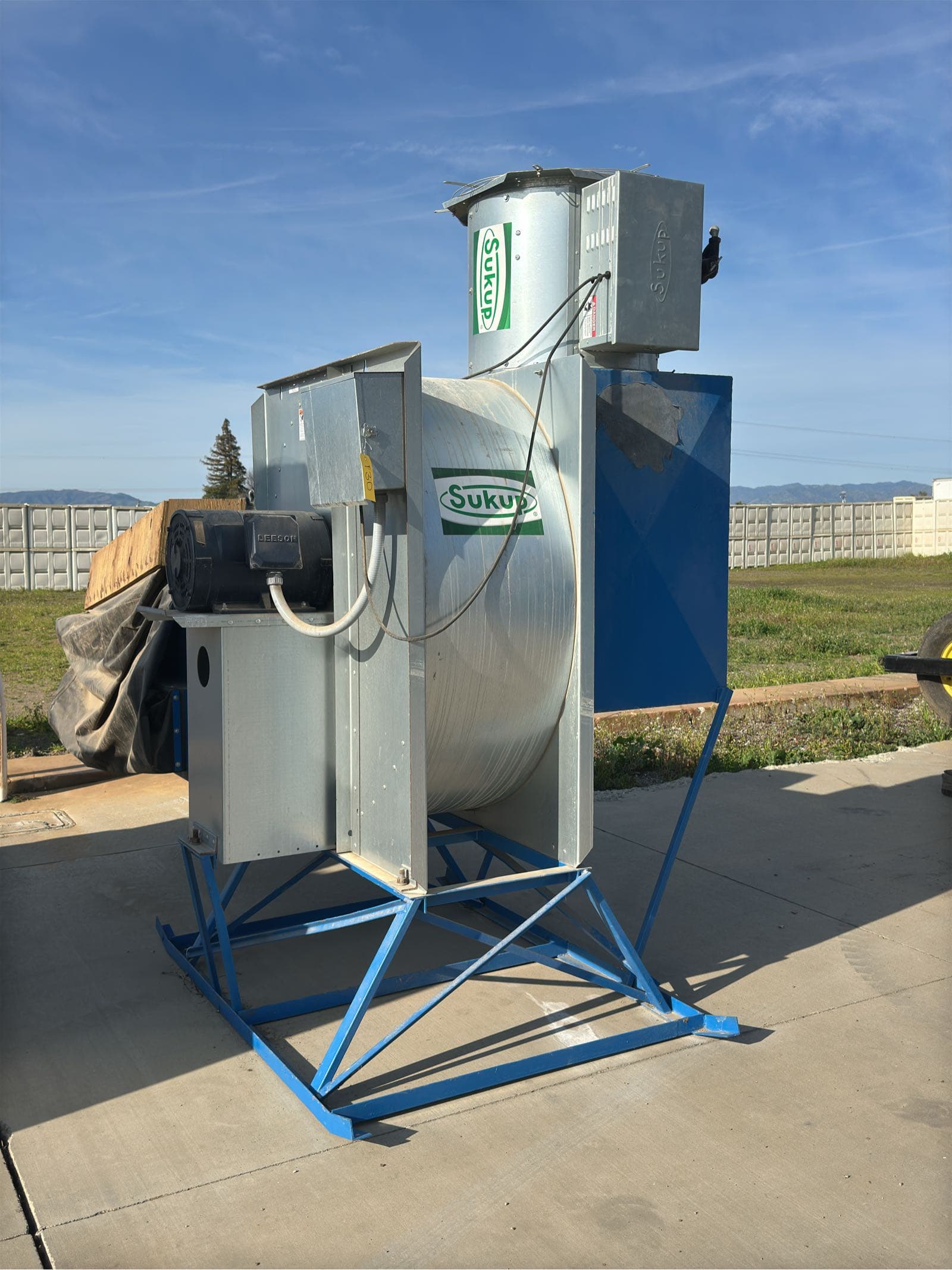 sukup-centrifugal-aeration-fan-with-heater-a0cd2a