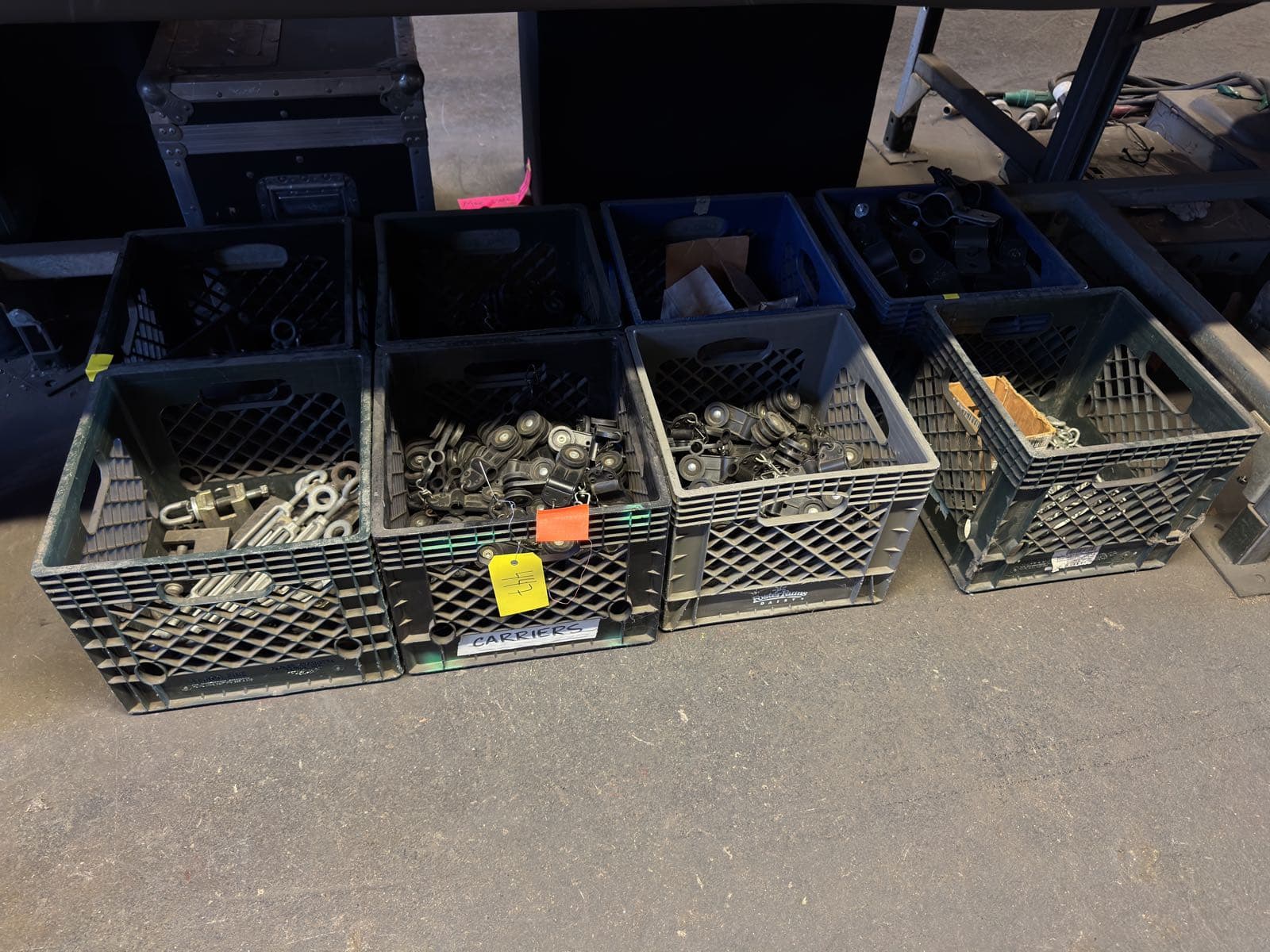 contents-of-8-crates-assorted-lighting-rigging-attachment-accessories-and-more-0682ca