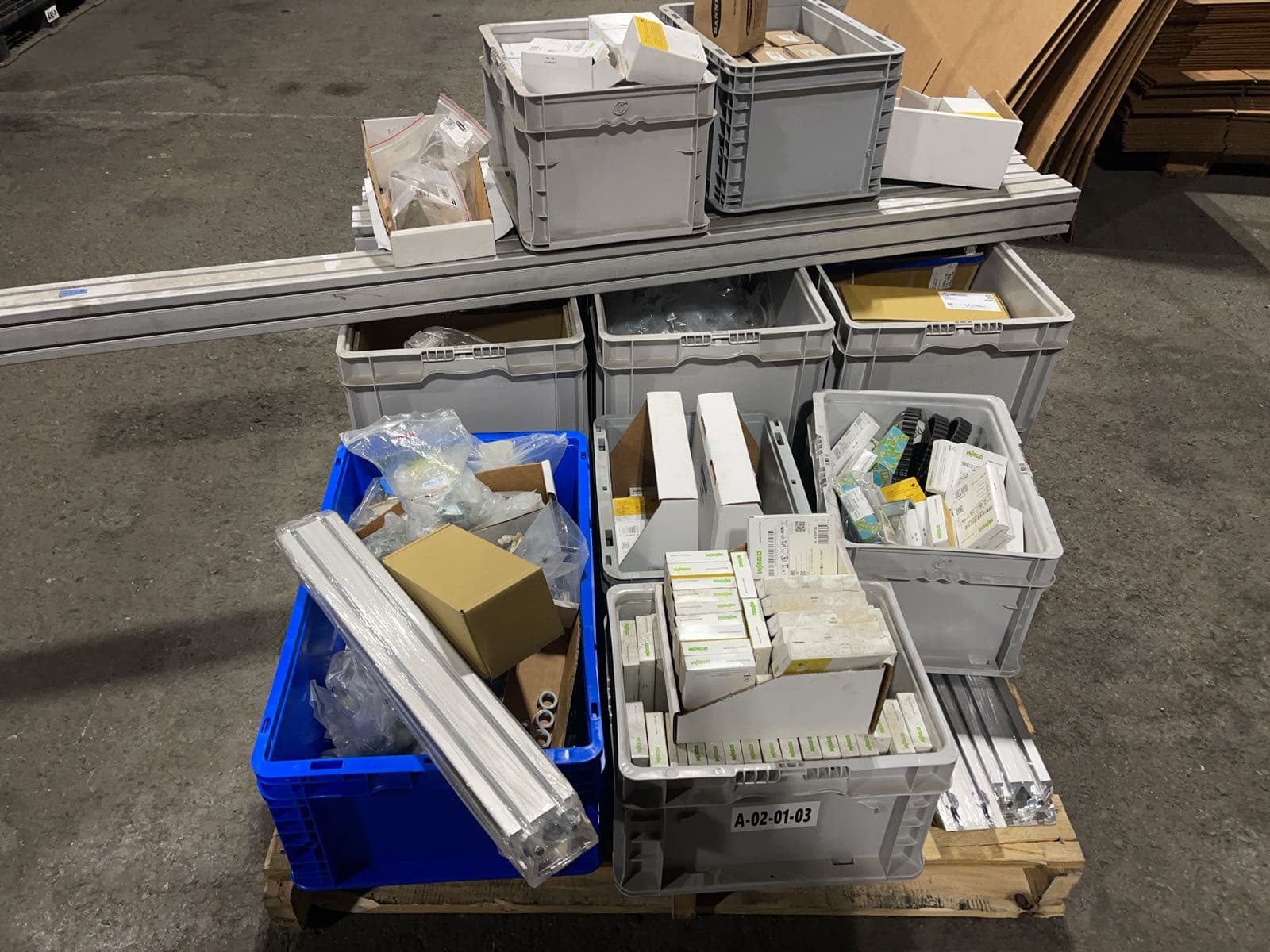 pallet-of-assorted-compu-components-drive-belts-lights-and-much-more-7e9bcc