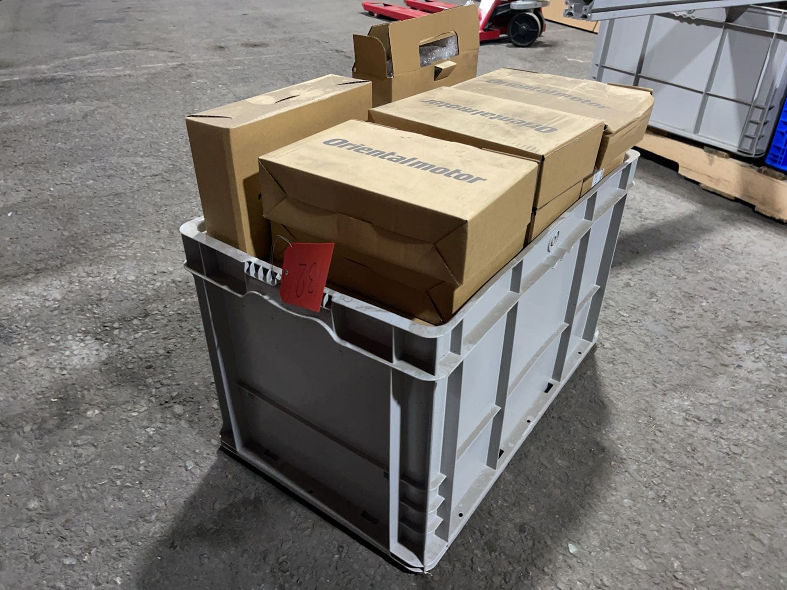 assorted-contents-of-box-orientalmotor-azd-aed-23b213