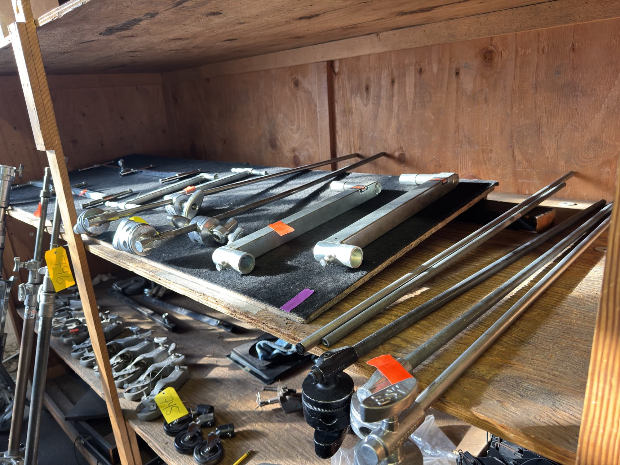 contents-of-shelf-matthews-tripod-parts-d01b49