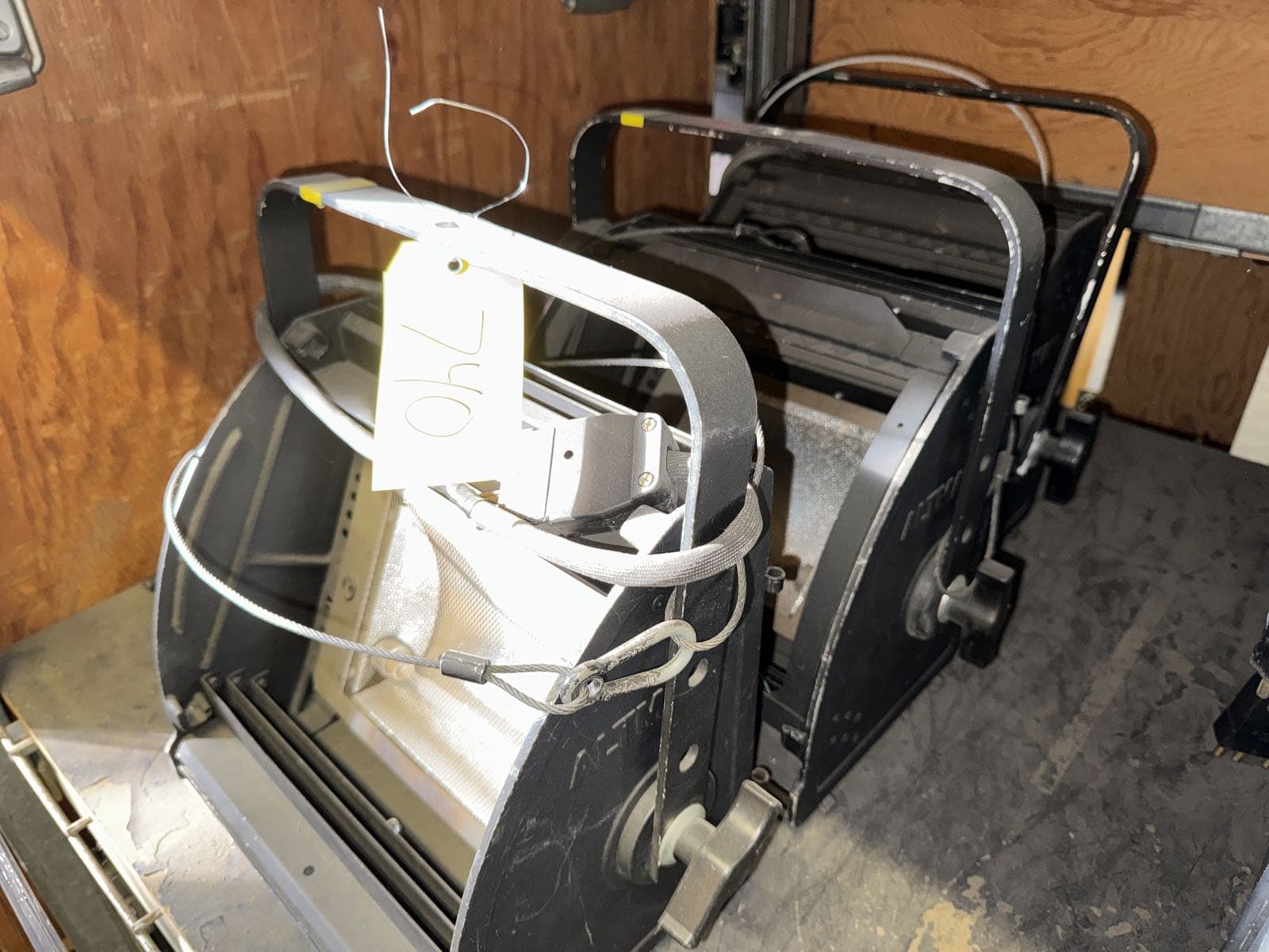 4-altman-ground-row-and-sky-lamps-18ccb2