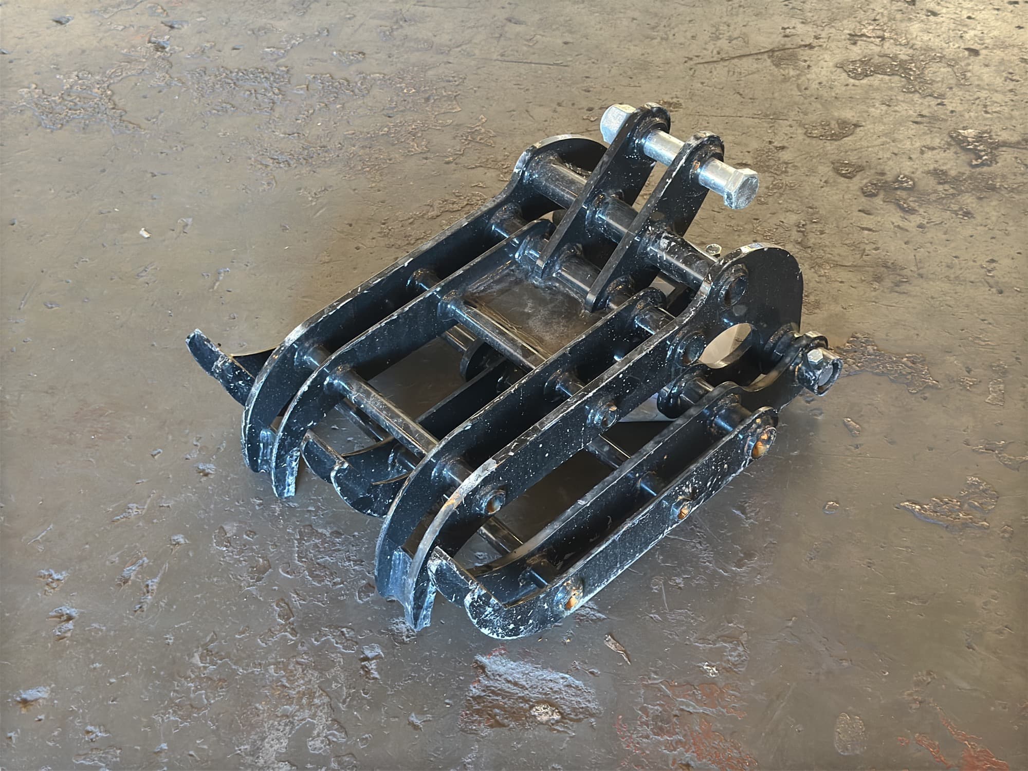 2025-ir-mini-excavator-wood-grab-attachment-unused-mlsjlt7k