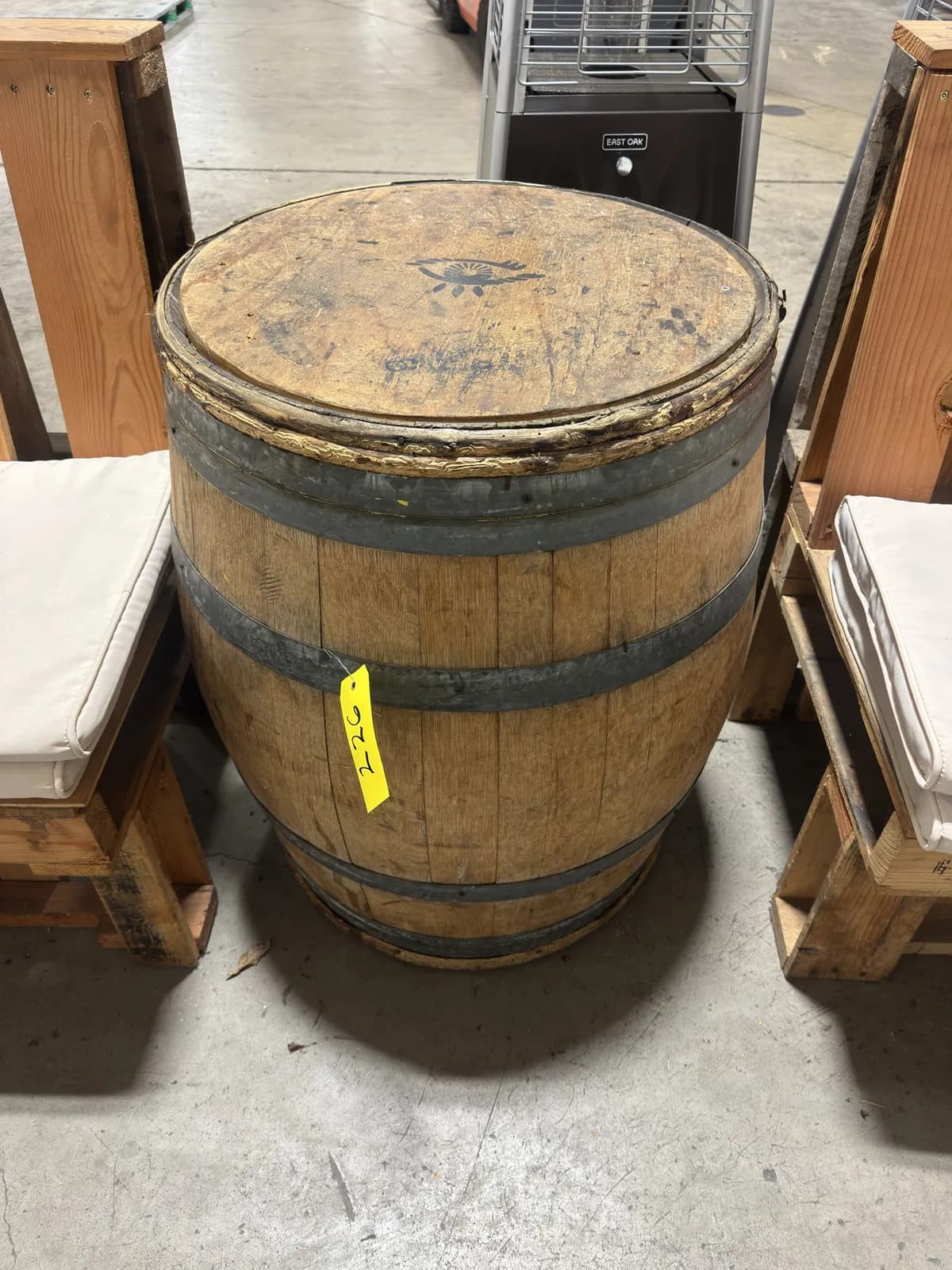 home-decor-wine-barrel-8ad5ee