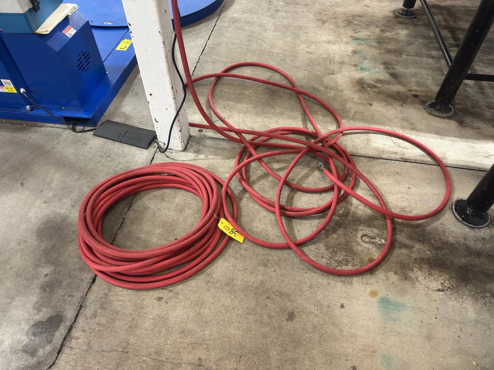 2-pneumatic-hoses-1cb367