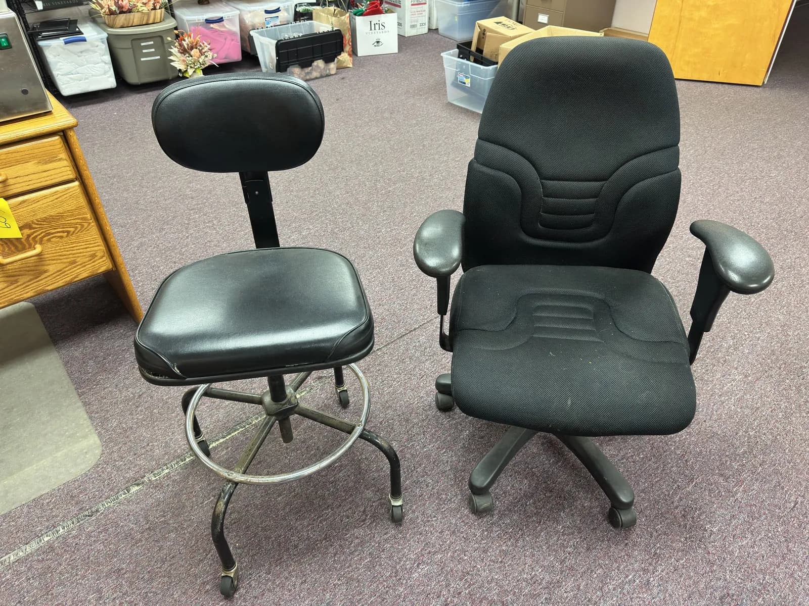2-rolling-chairs-601b3a