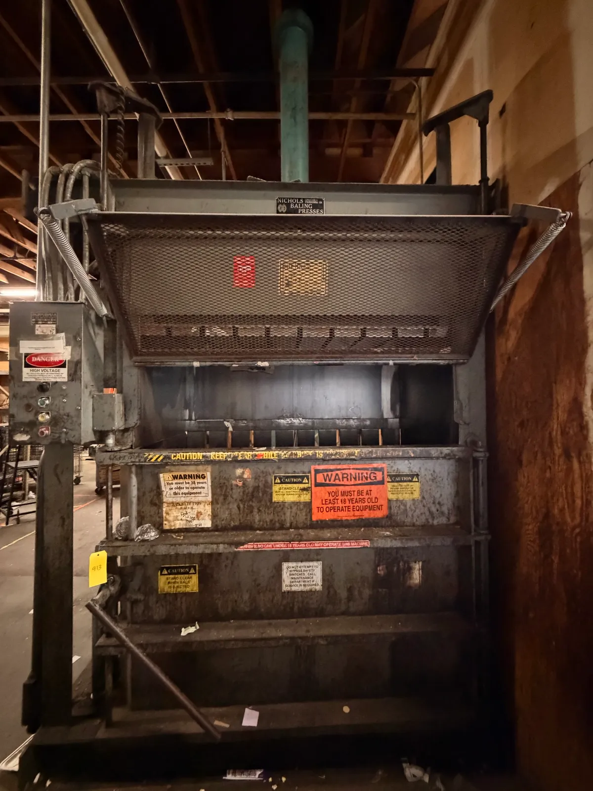 bailing-press-cardboard-bailer-e1dc98