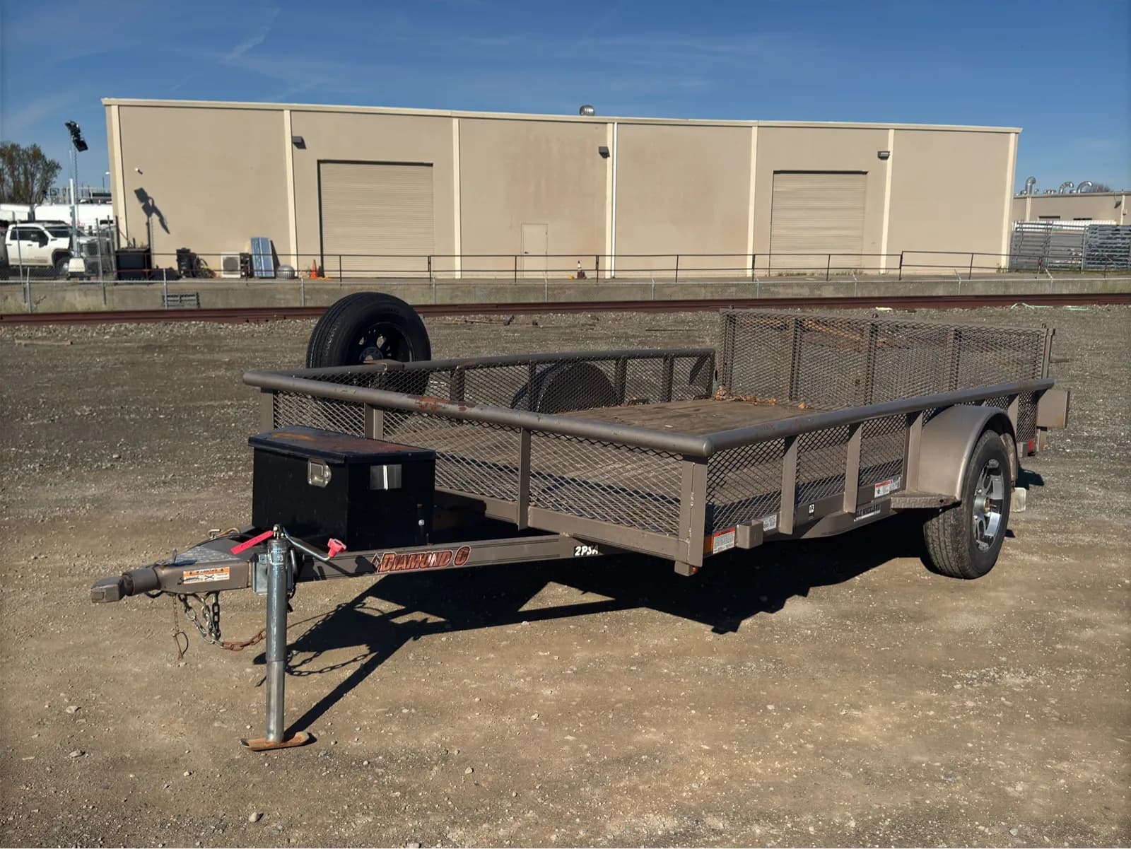 2017-diamond-12-flatbed-utility-trailer-mm5iu42q