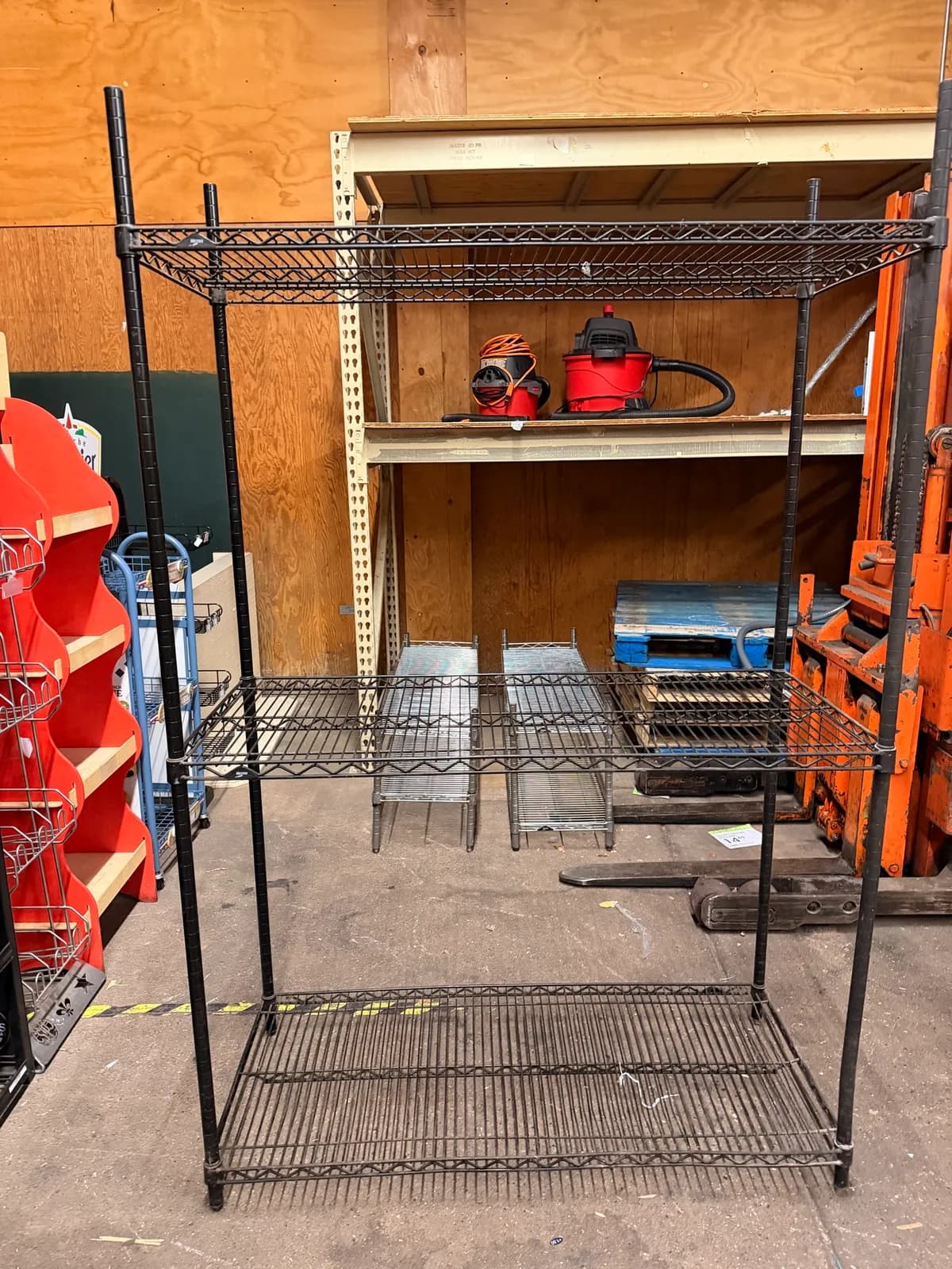 metro-shelving-mlqwp3k9