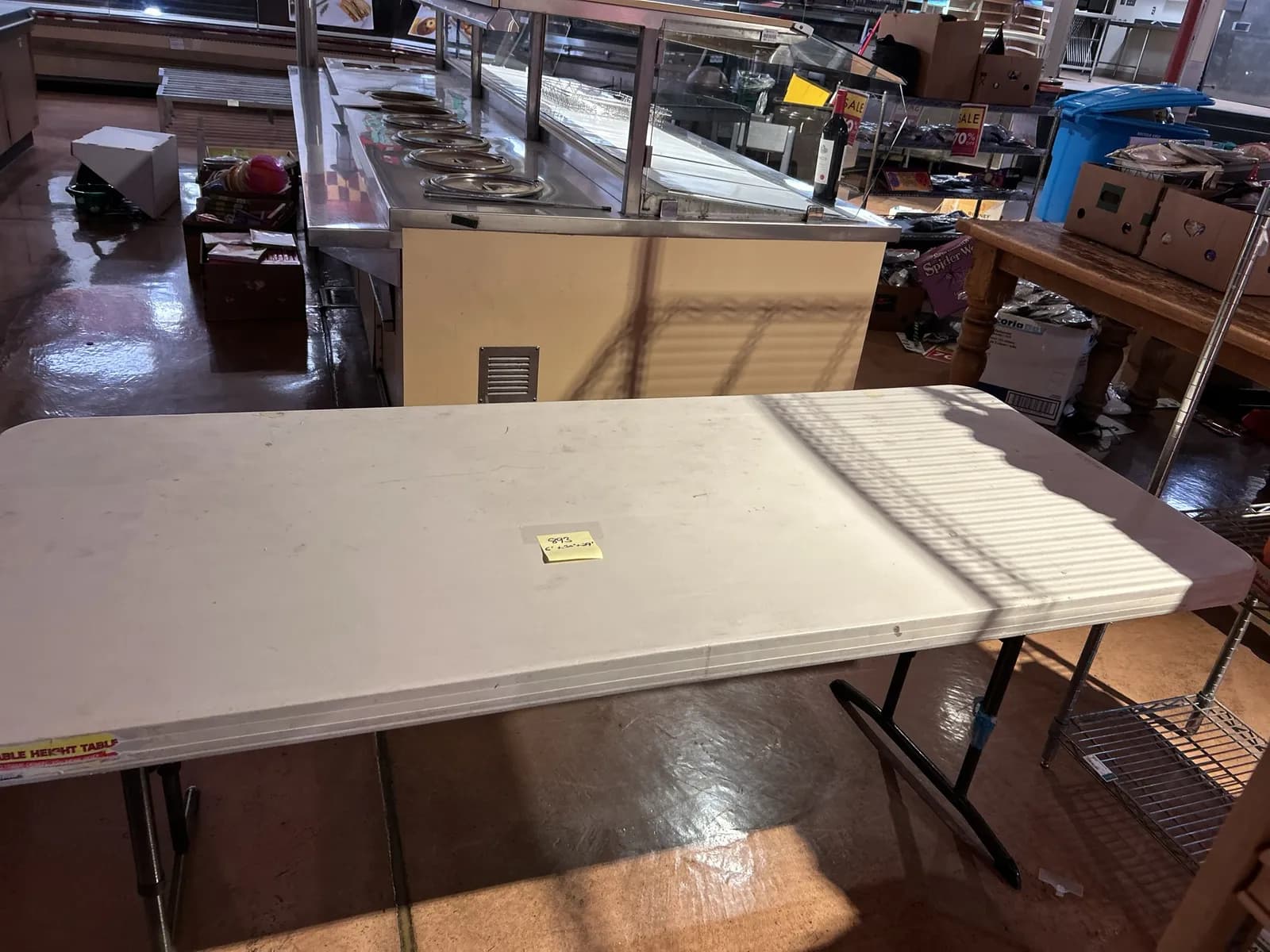 white-table-fold-up-6d00c0