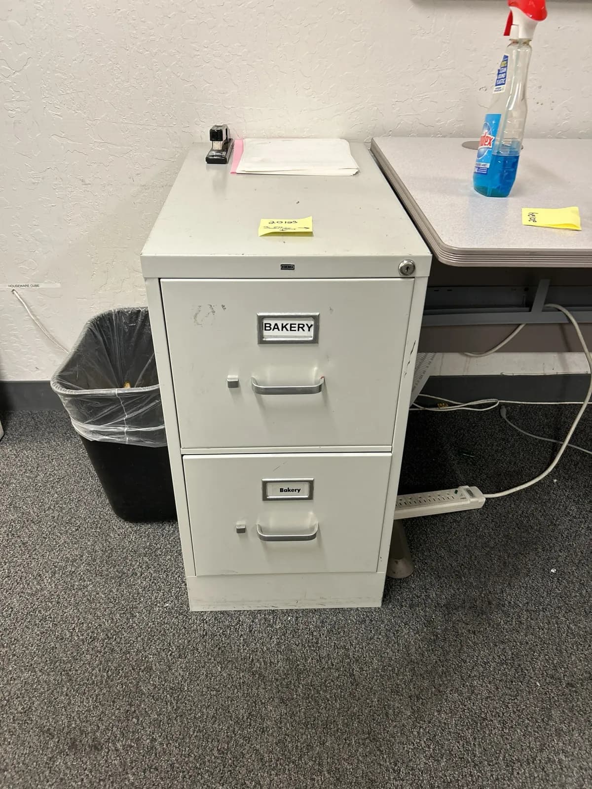 3-file-cabinets-mlqx0g6e