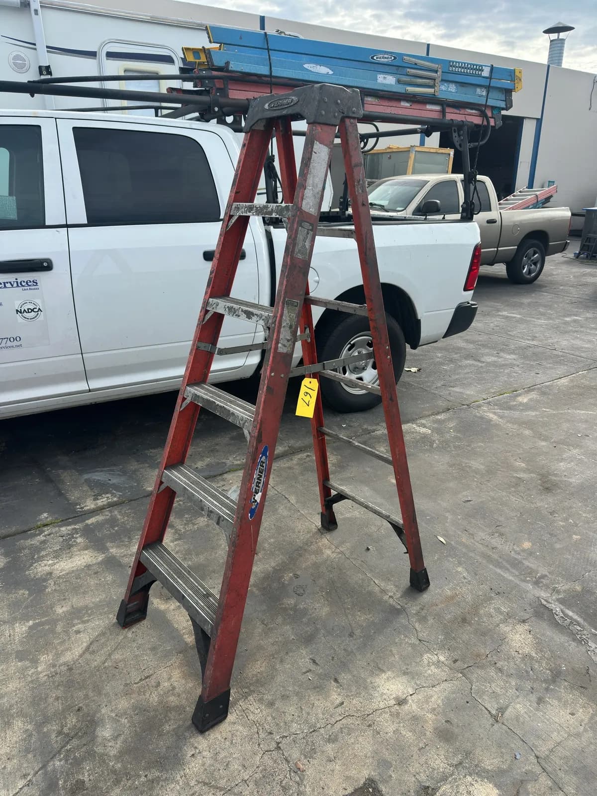 werner-6-fiberglass-folding-ladder-f944c6