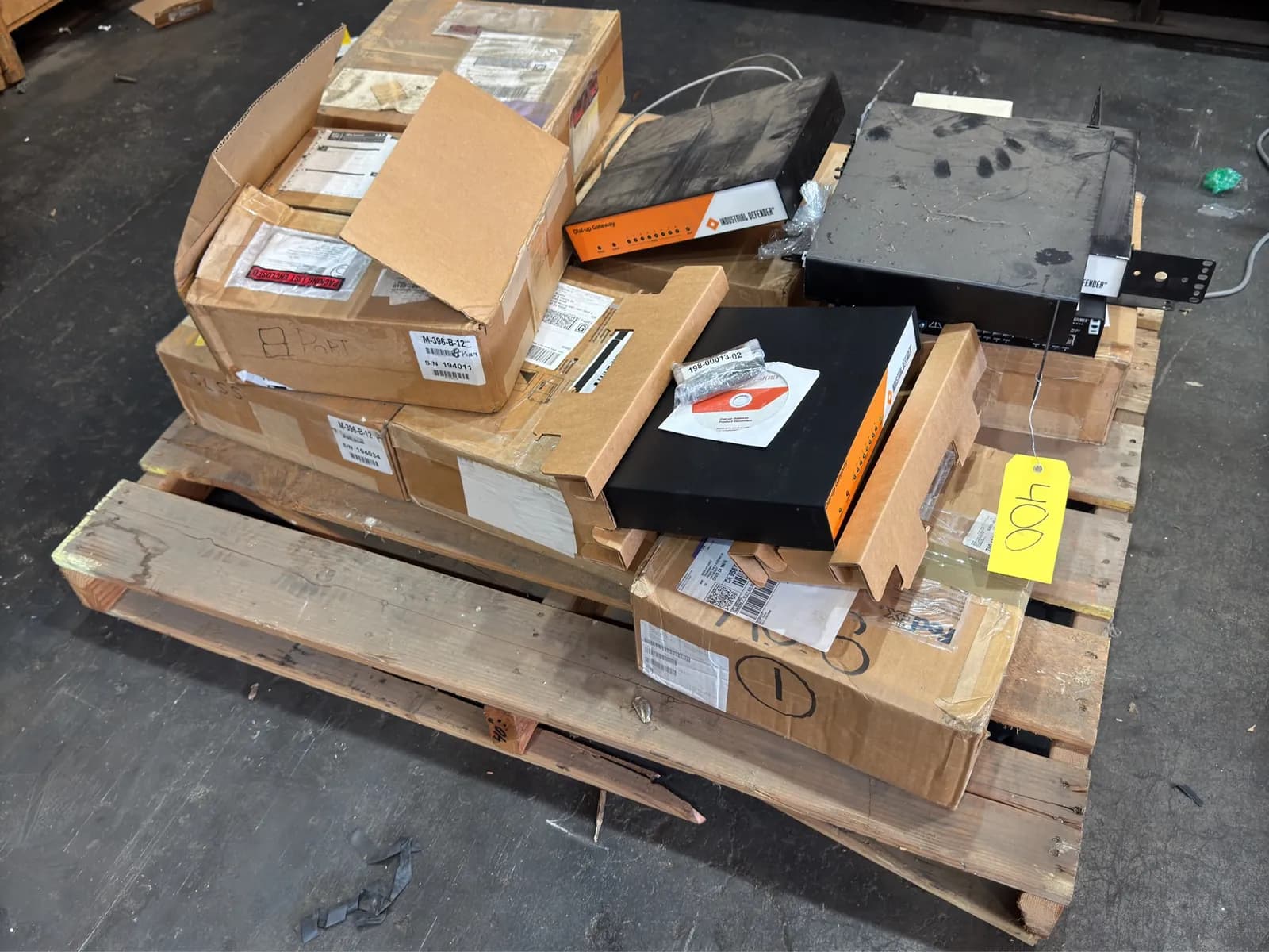 contents-of-pallet-dial-up-gateways-b6e04a