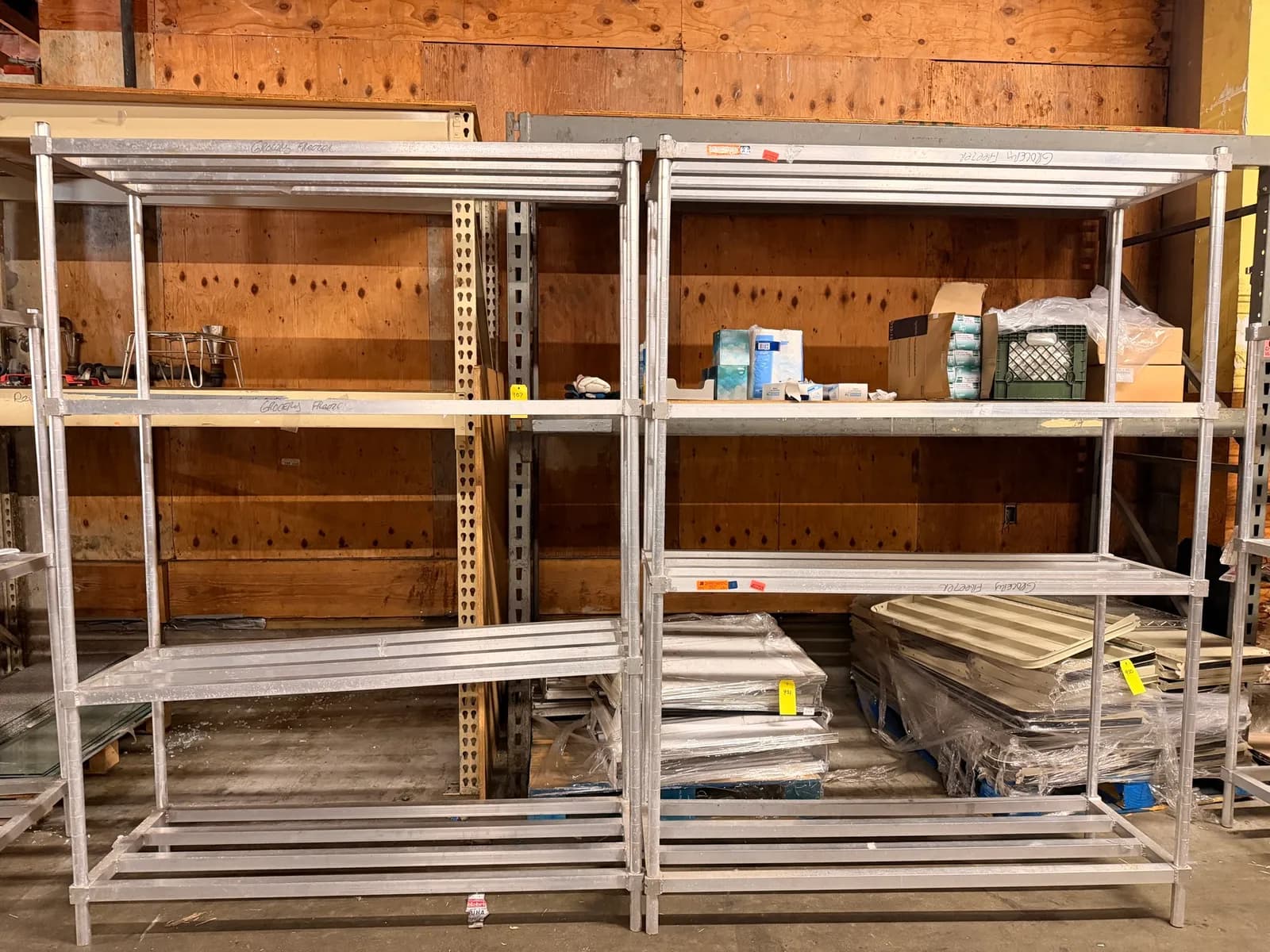 pbi-aluminum-shelving-3d3b79