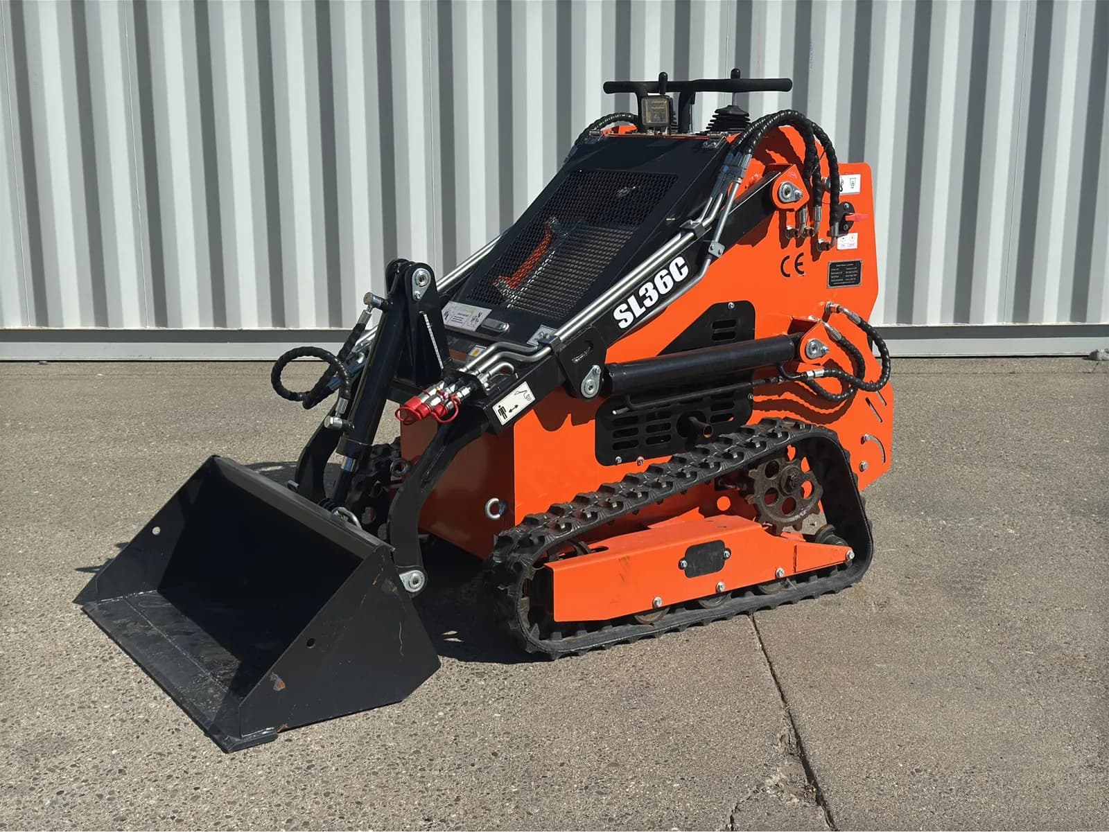 2025-sdlool-sl36c-compact-skid-steer-track-loader-unused-mmjjgww7